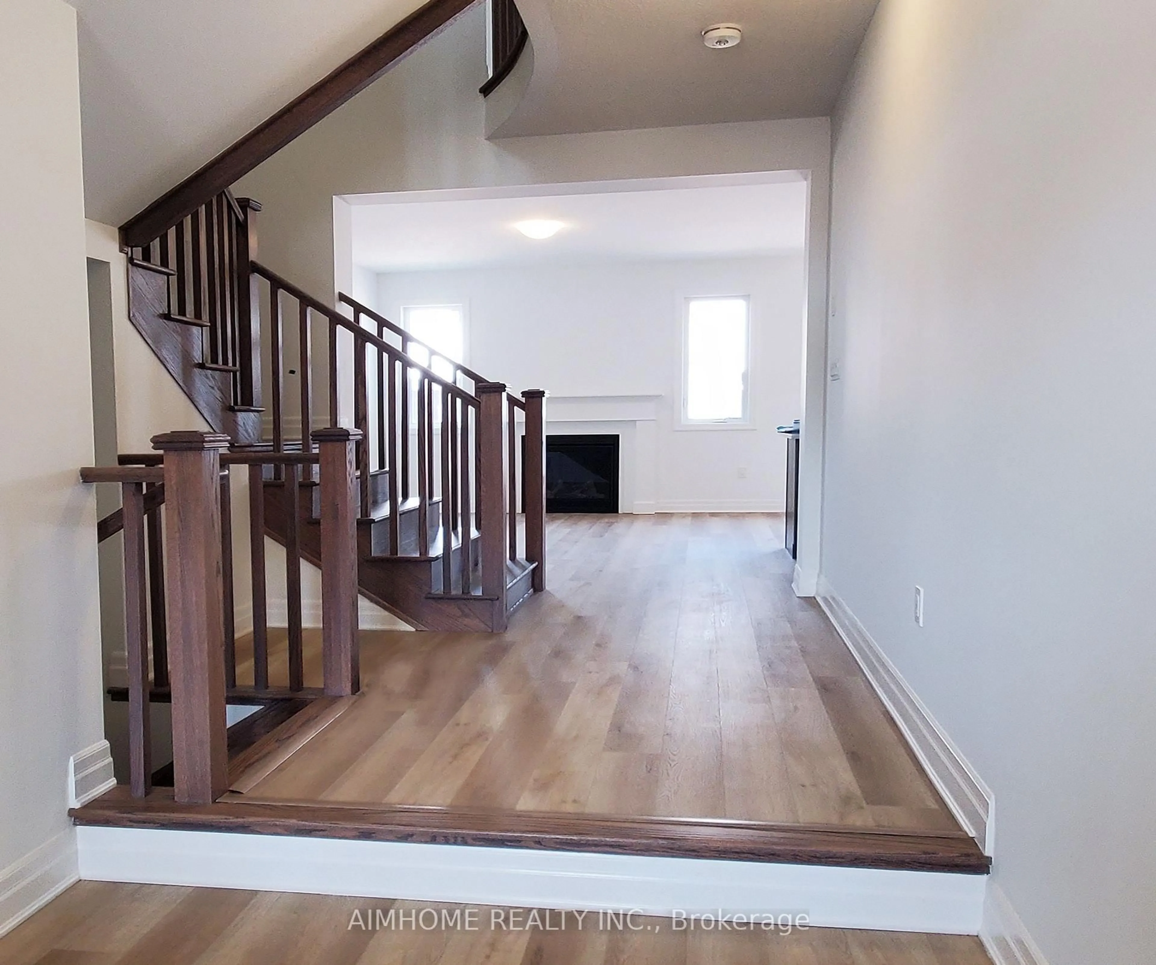 Unknown for 1195 Tanbark Ave, Oakville Ontario L6H 3X1