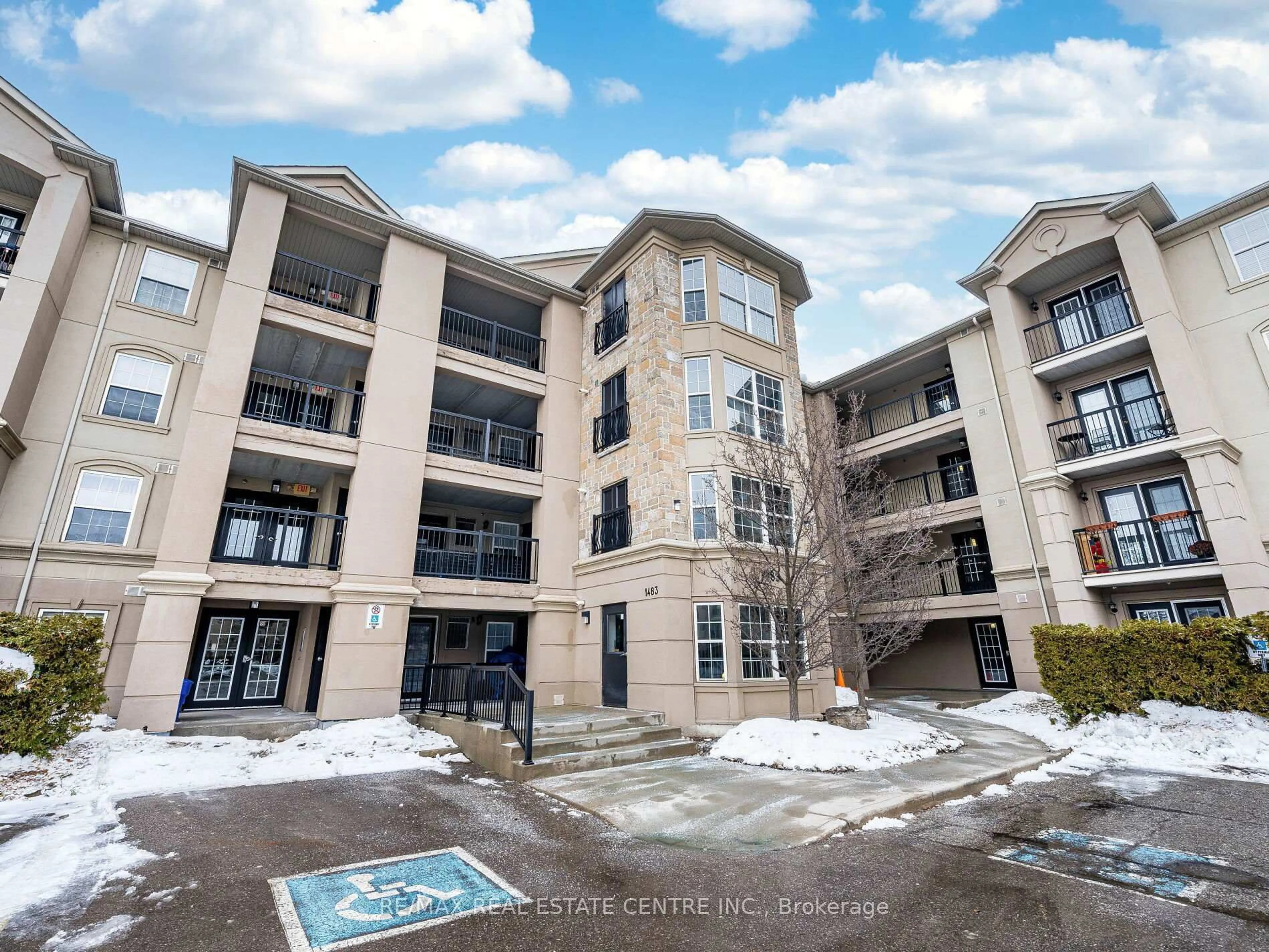A pic from outside/outdoor area/front of a property/back of a property/a pic from drone, building for 1483 Maple Ave #408, Milton Ontario L9T 0B6
