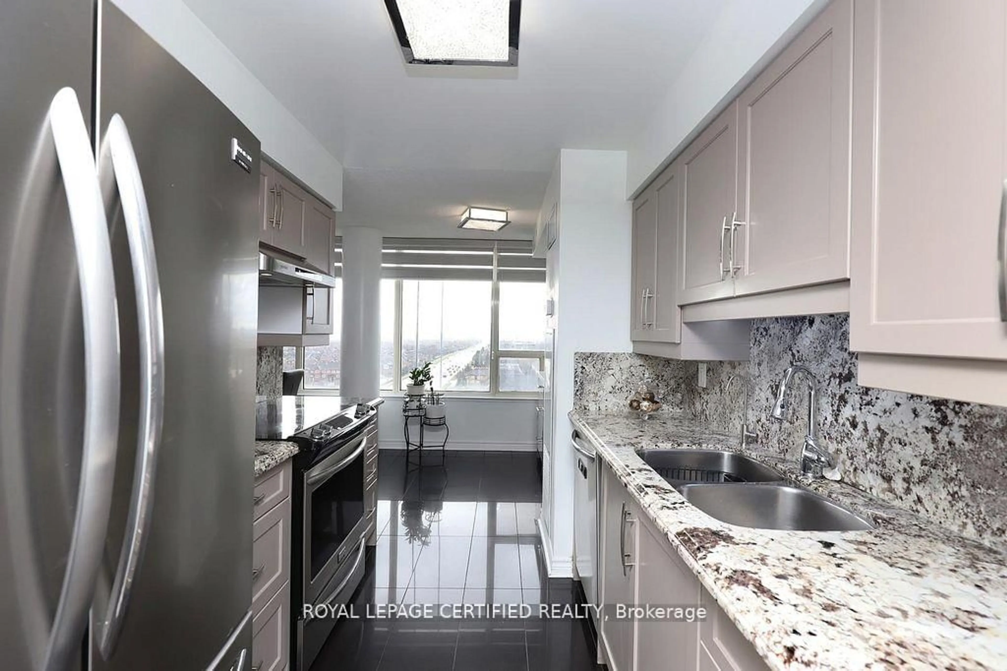 Standard kitchen, ceramic/tile floor for 700 Constellation Dr #1409, Mississauga Ontario L5R 3G8
