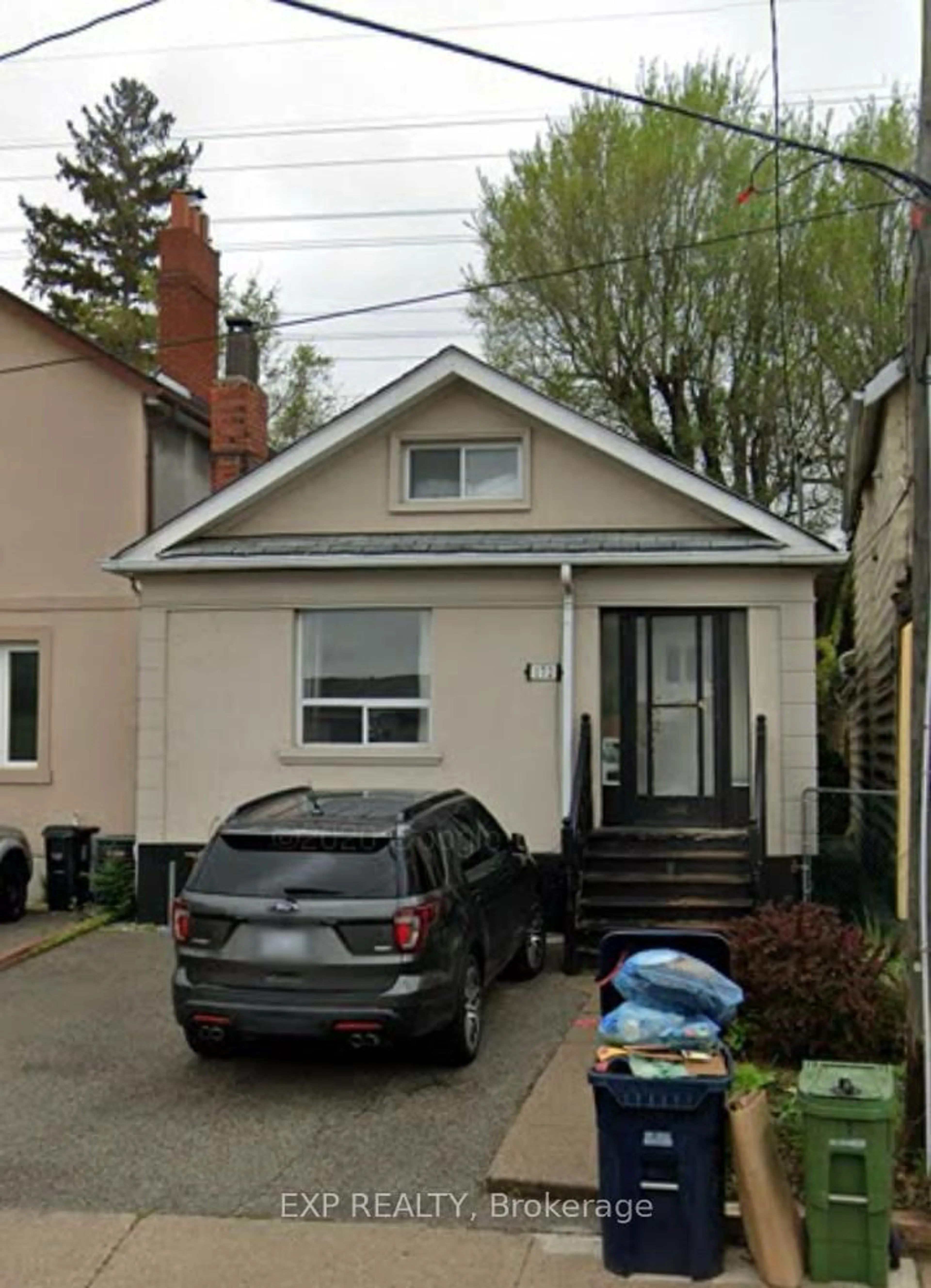 Home with vinyl exterior material, street for 172 Eileen Ave, Toronto Ontario M6N 1W1