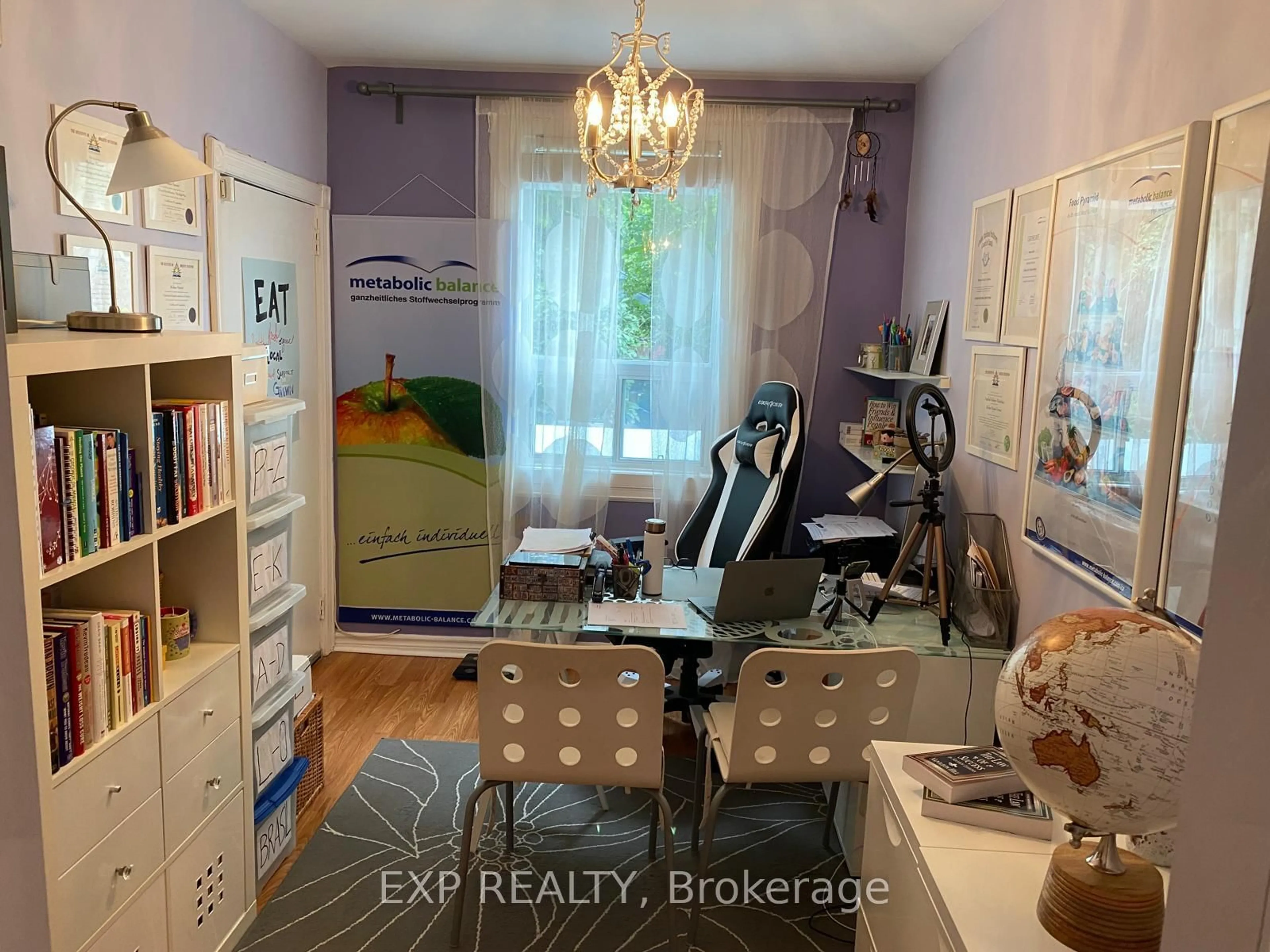 Unknown for 172 Eileen Ave, Toronto Ontario M6N 1W1