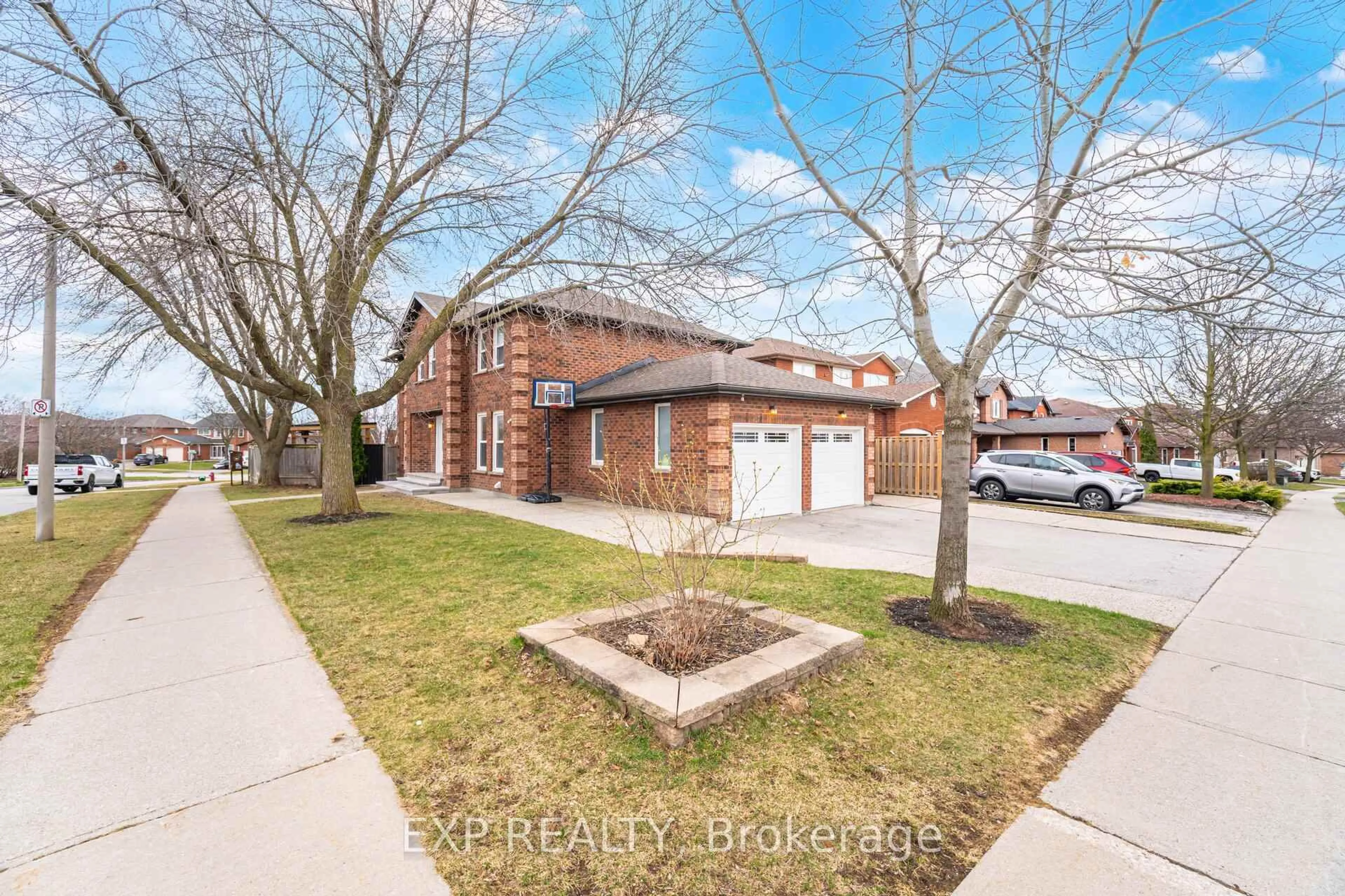 Home with brick exterior material, street for 1220 Thoresby Dr, Oakville Ontario L6J 7K3