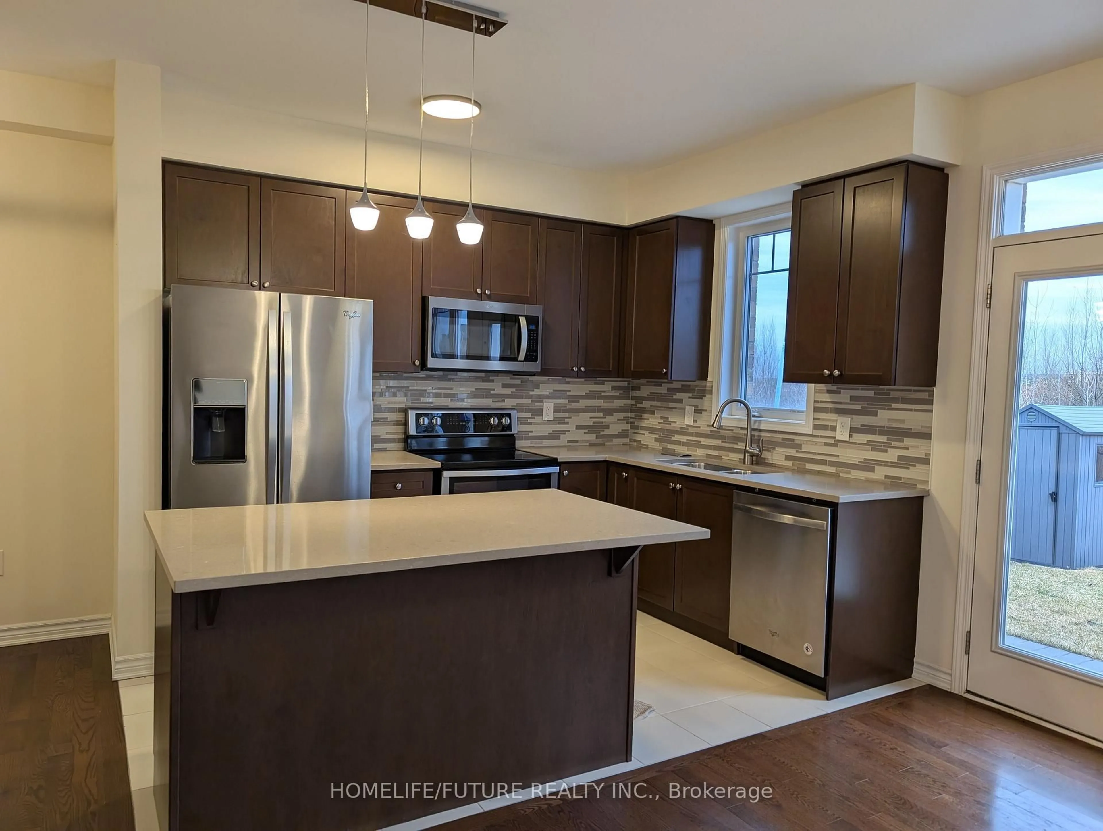 Open concept kitchen, unknown for 1574 Clitherow St, Milton Ontario L9E 0A5