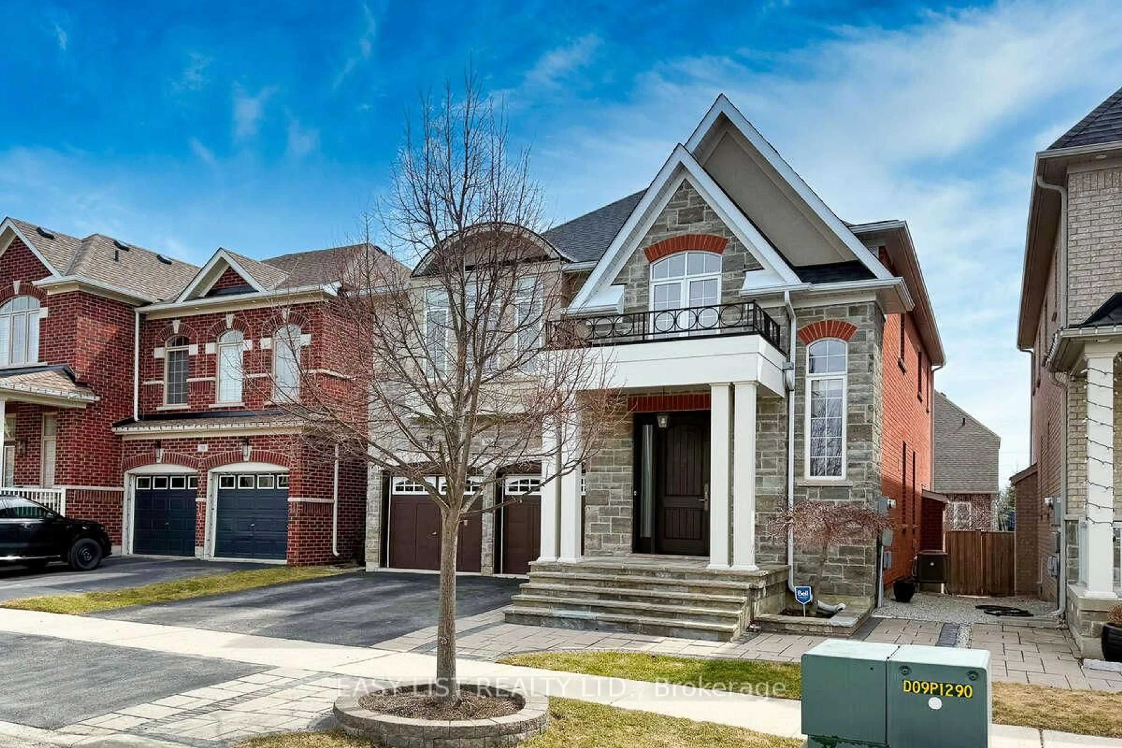 Home with brick exterior material, street for 68 Jolana Cres, Halton Hills Ontario L7G 0G4