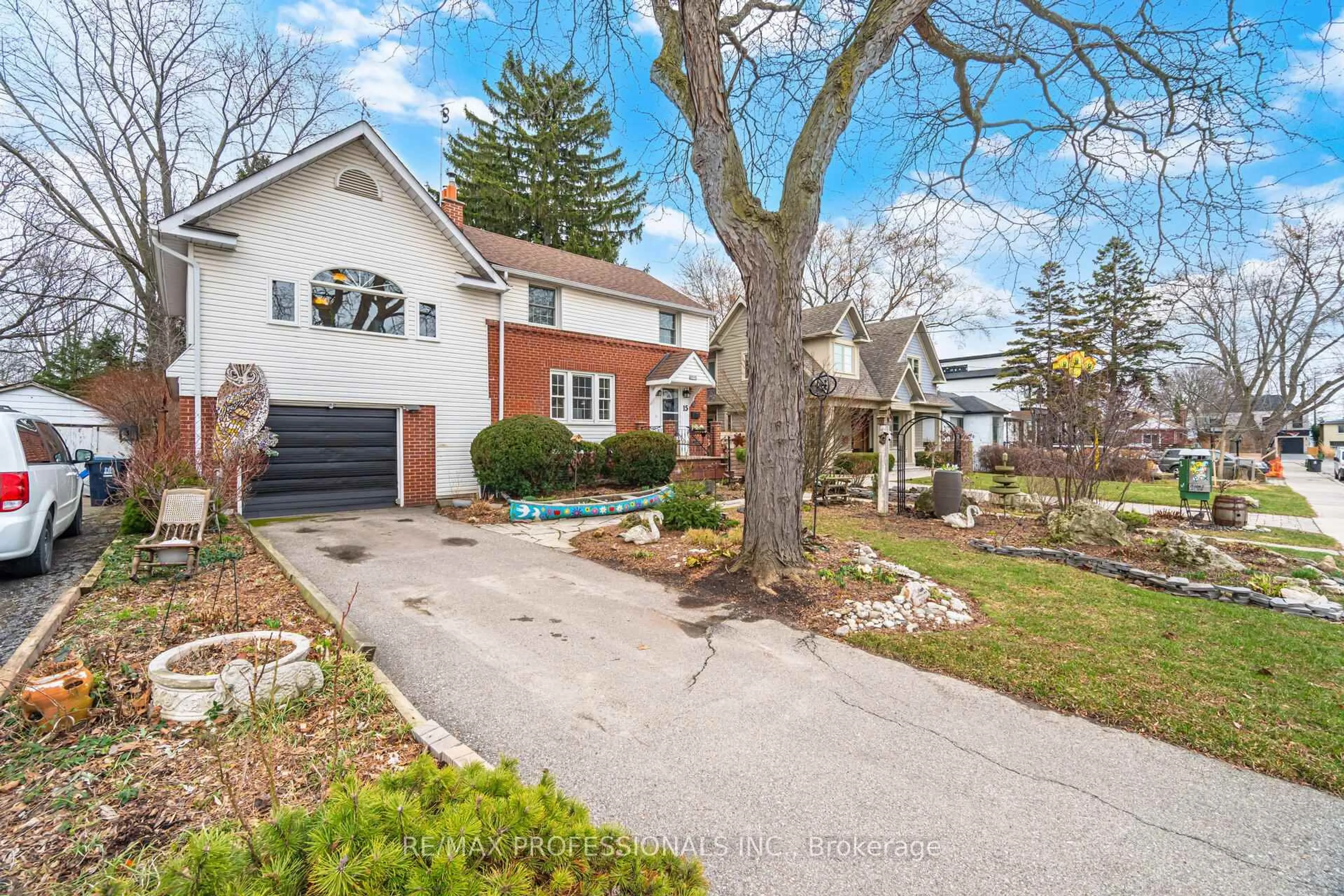 Home with brick exterior material, street for 15 Twenty-Seventh St, Toronto Ontario M8W 2X2