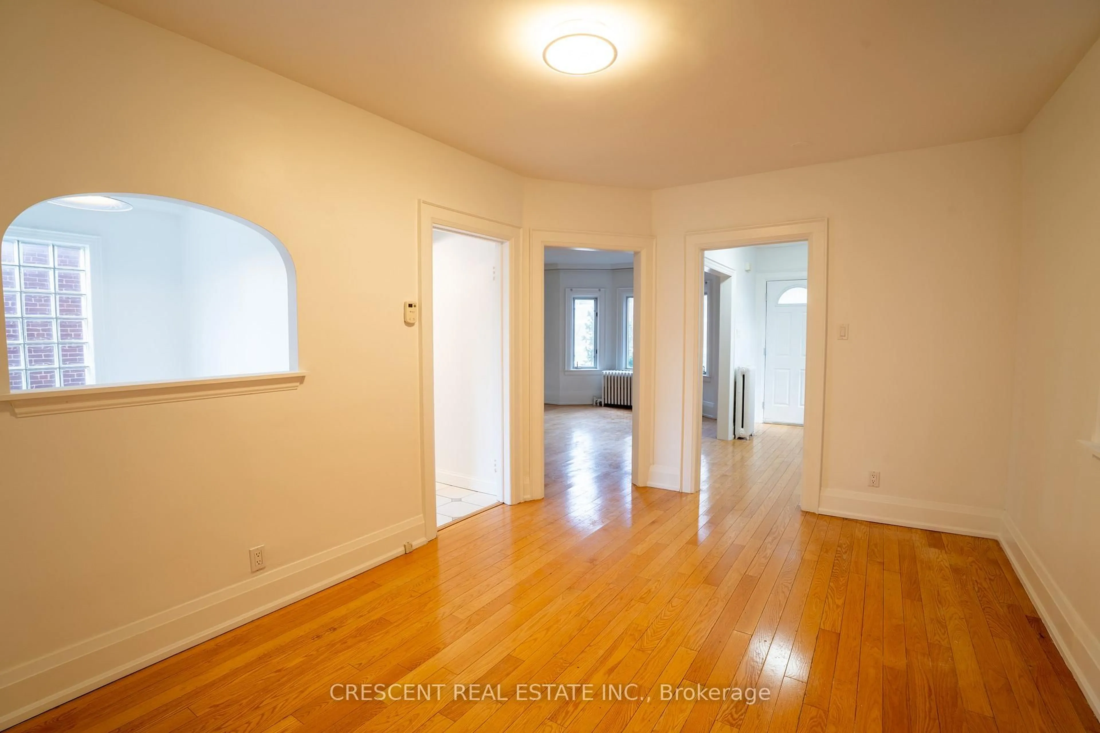 A pic of a room for 520 Prince Edward Dr, Toronto Ontario M8X 2M5
