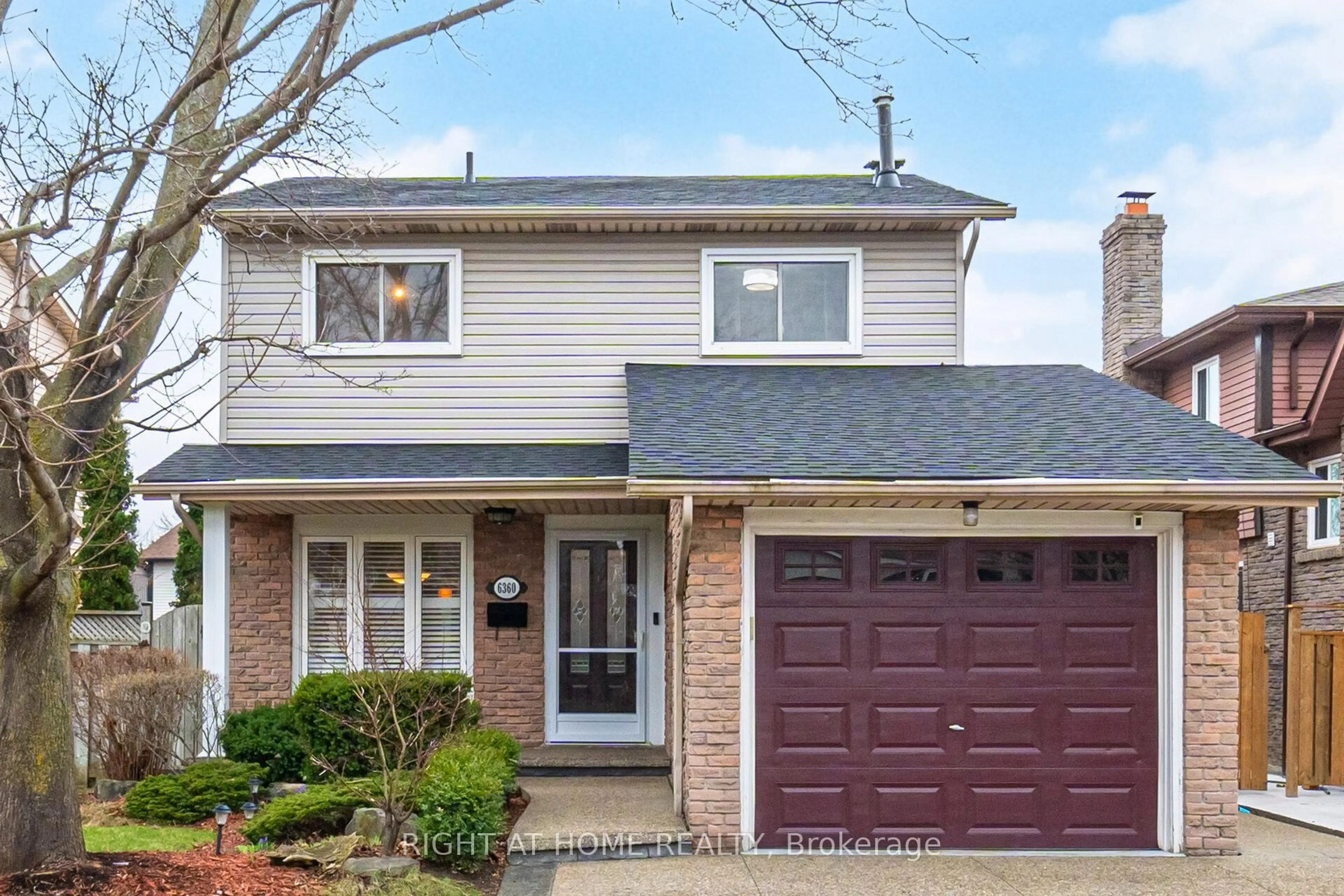 Home with brick exterior material, street for 6360 Atherly Cres, Mississauga Ontario L5N 2J2