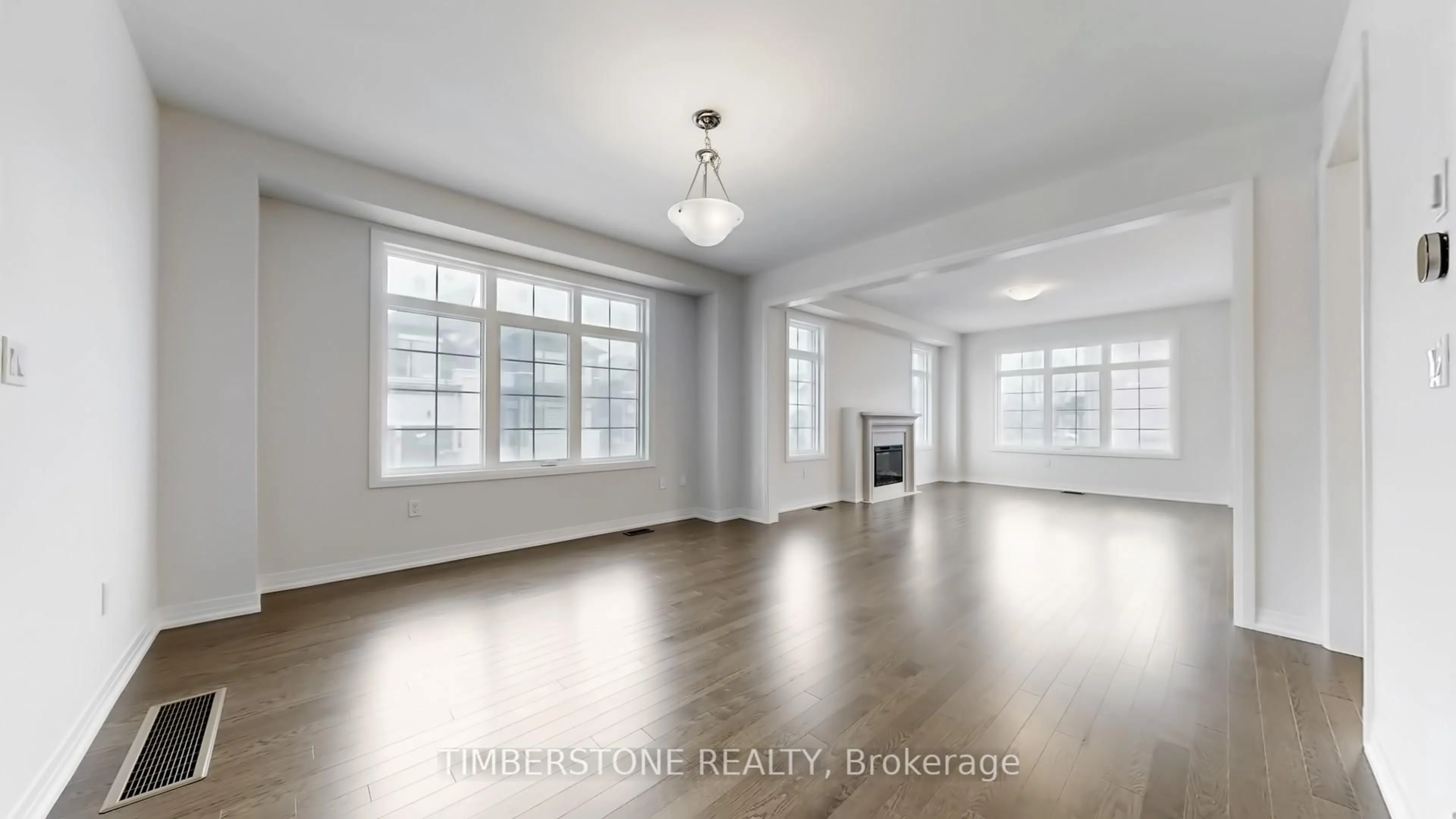 A pic of a room for 12 Aveena Rd, Brampton Ontario L6P 4R8