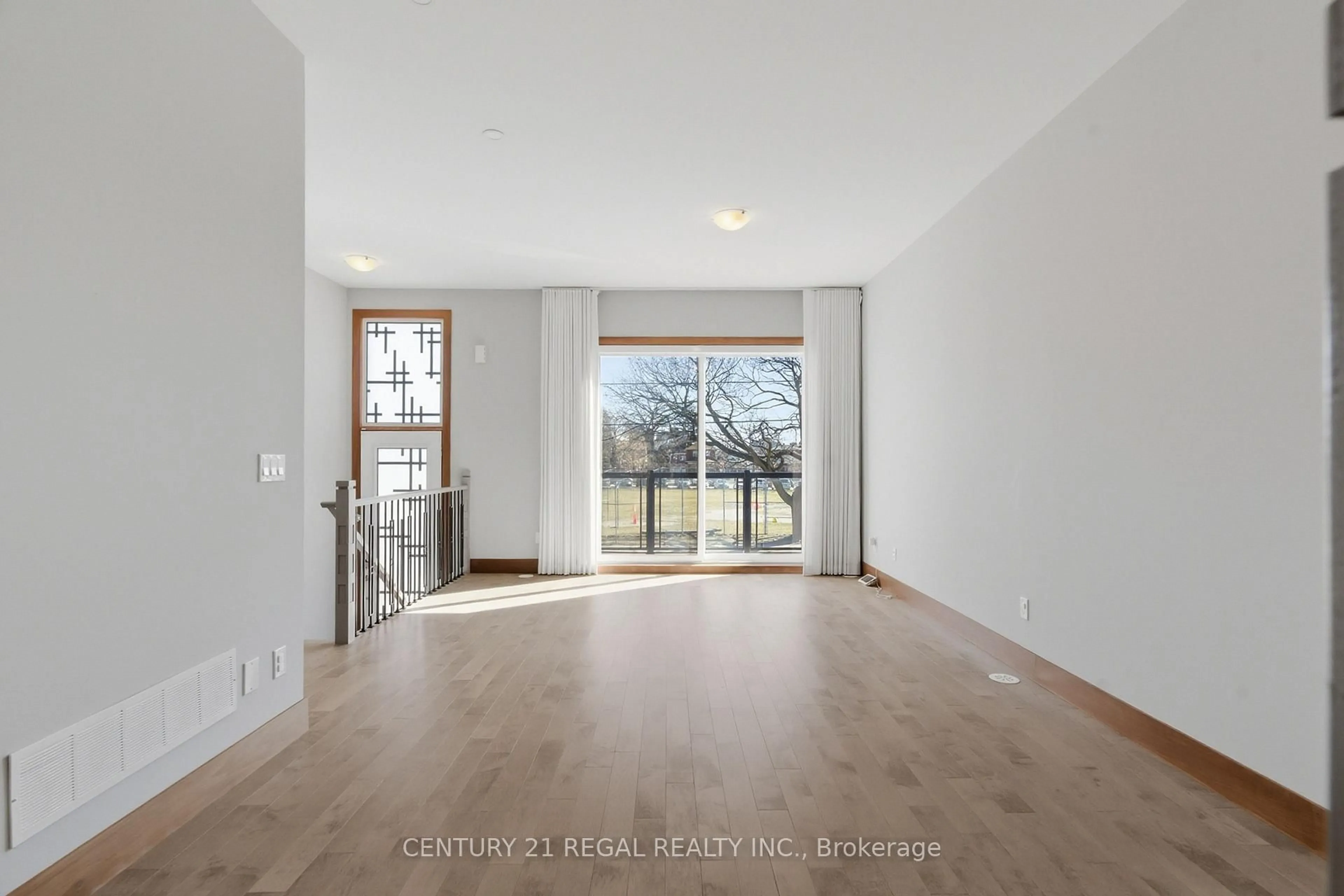 Unknown for 28A Twenty First St, Toronto Ontario M8V 3L7