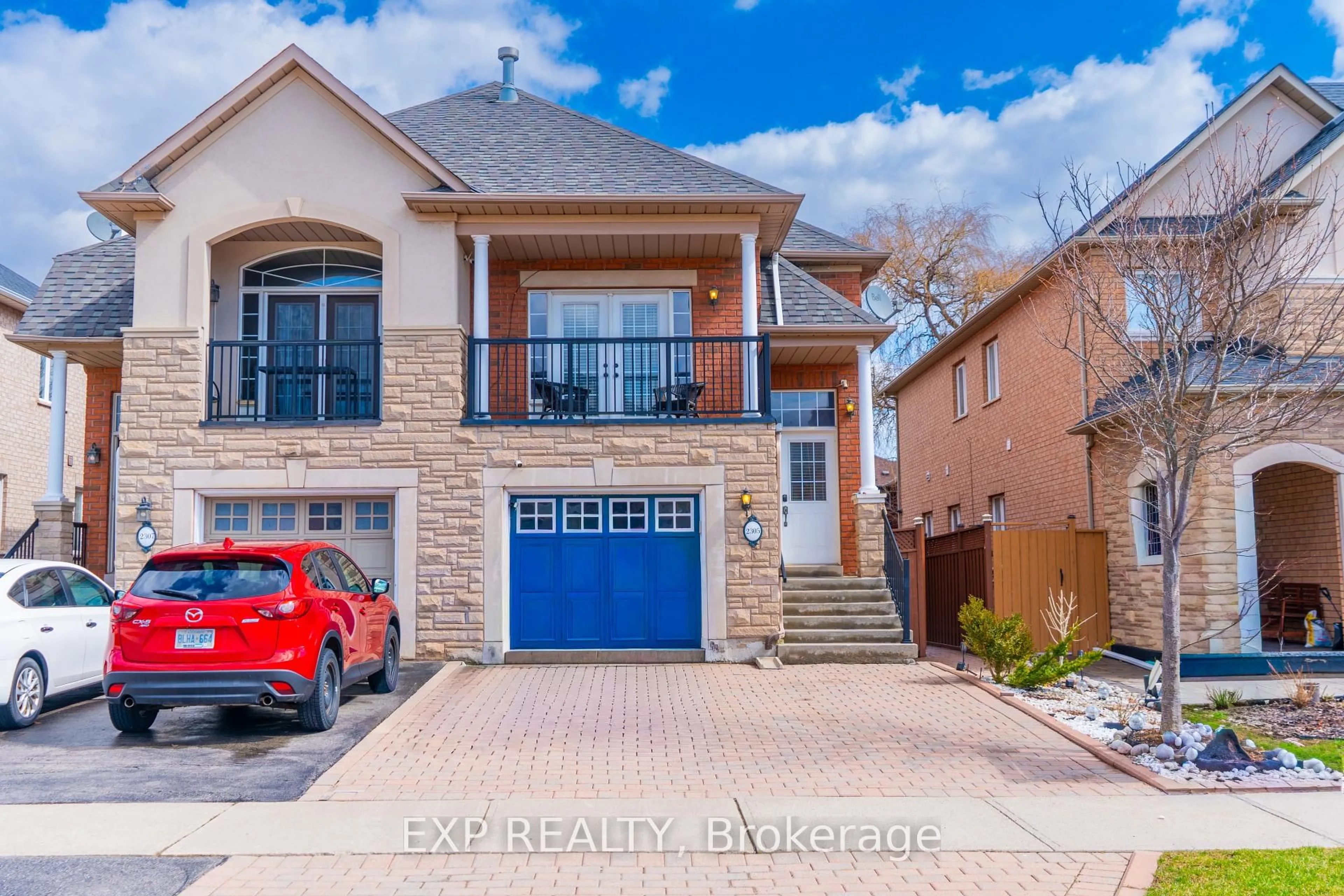Home with brick exterior material, street for 2305 Newcastle Cres, Oakville Ontario L6M 4P5