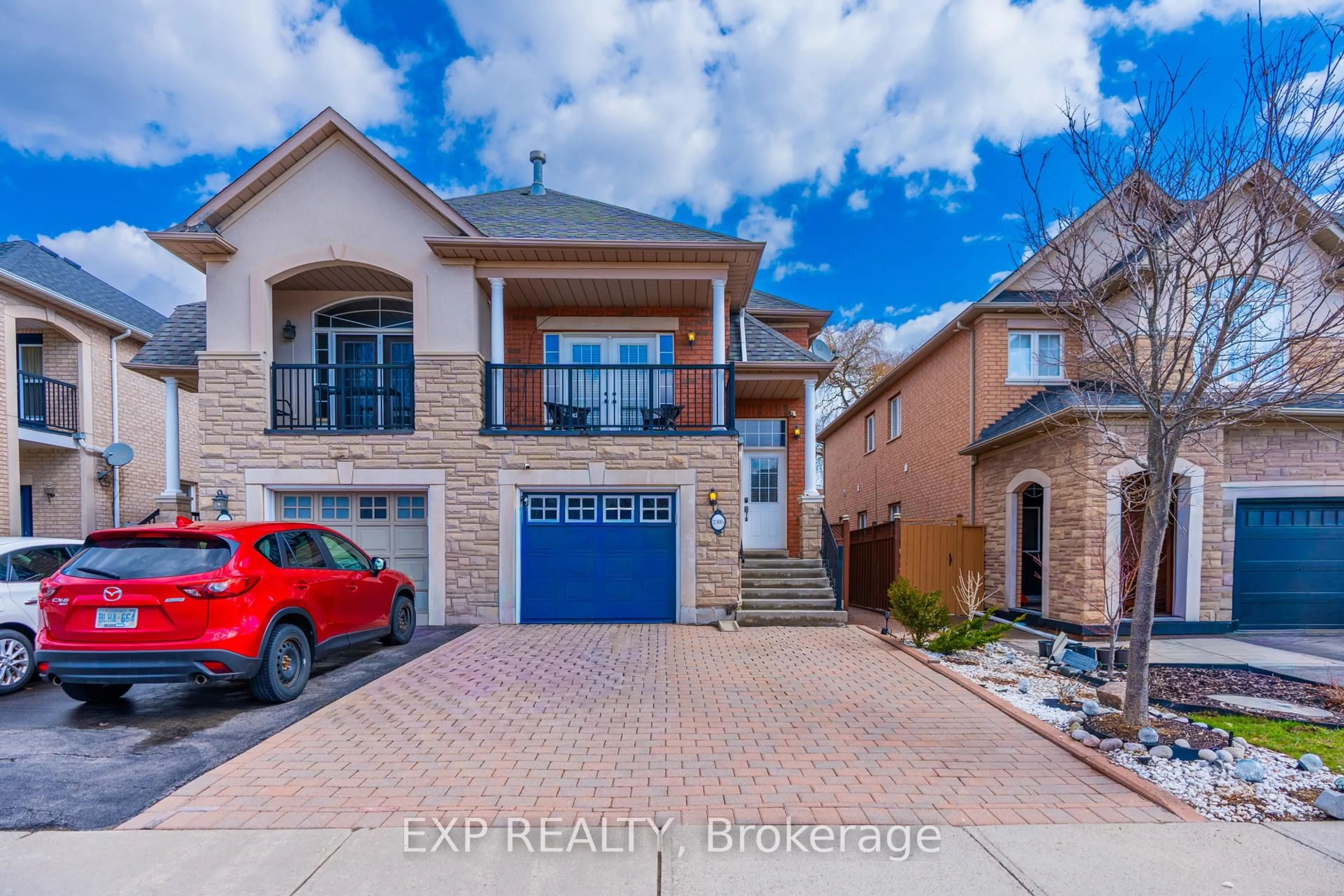 Home with brick exterior material, street for 2305 Newcastle Cres, Oakville Ontario L6M 4P5