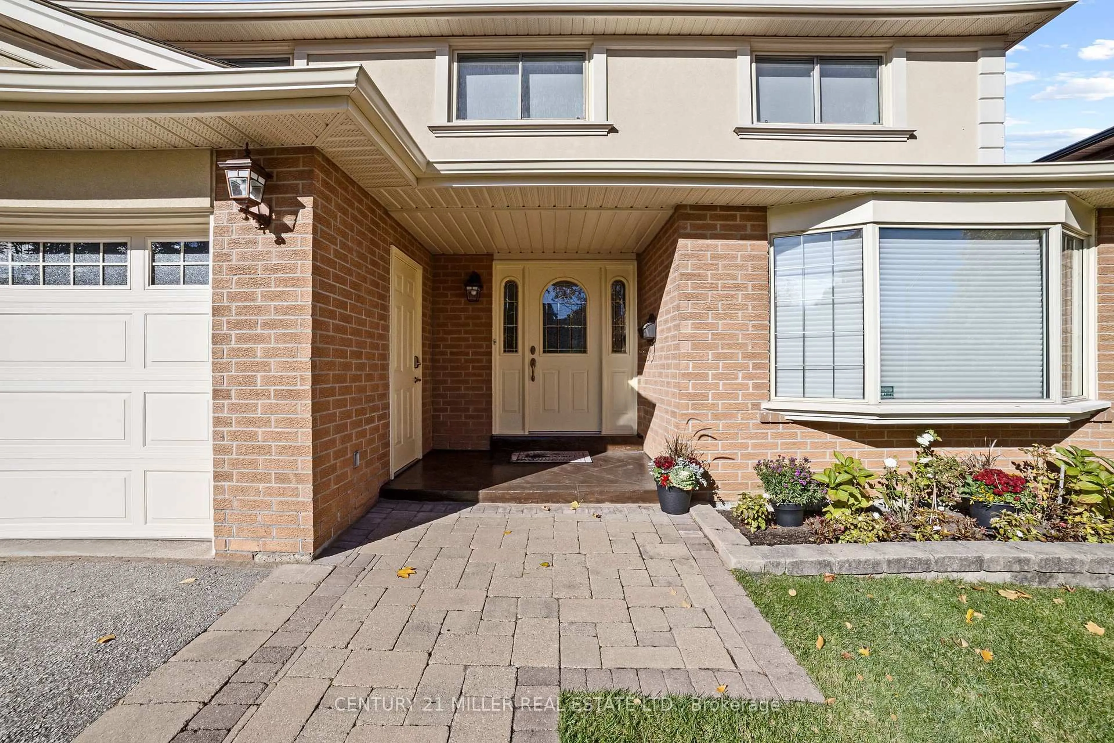 Home with brick exterior material, street for 1745 Saltdene Terr, Mississauga Ontario L4W 2E3