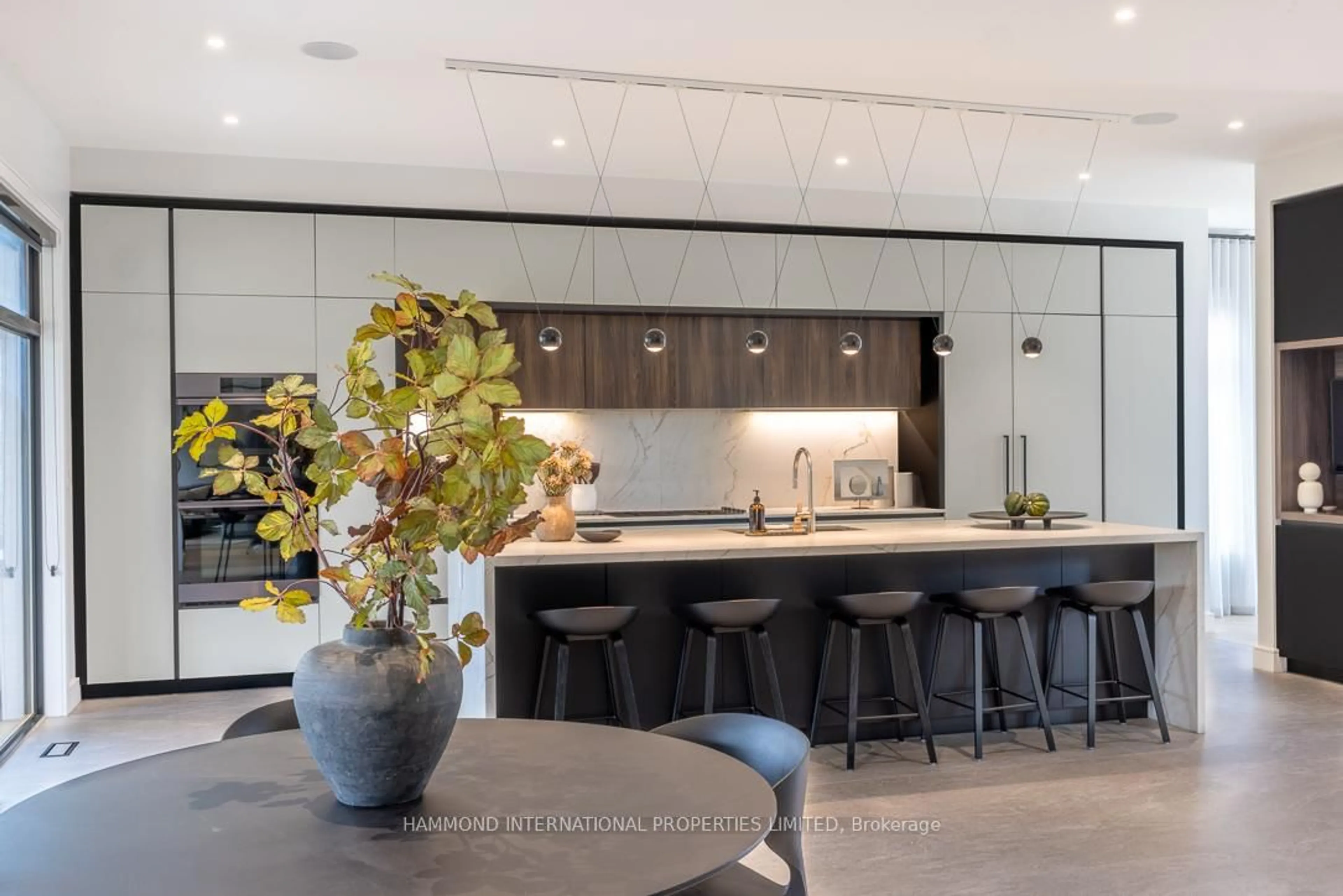 Contemporary kitchen, ceramic/tile floor for 16 Greenmount Crt, Toronto Ontario M8Y 1Y2