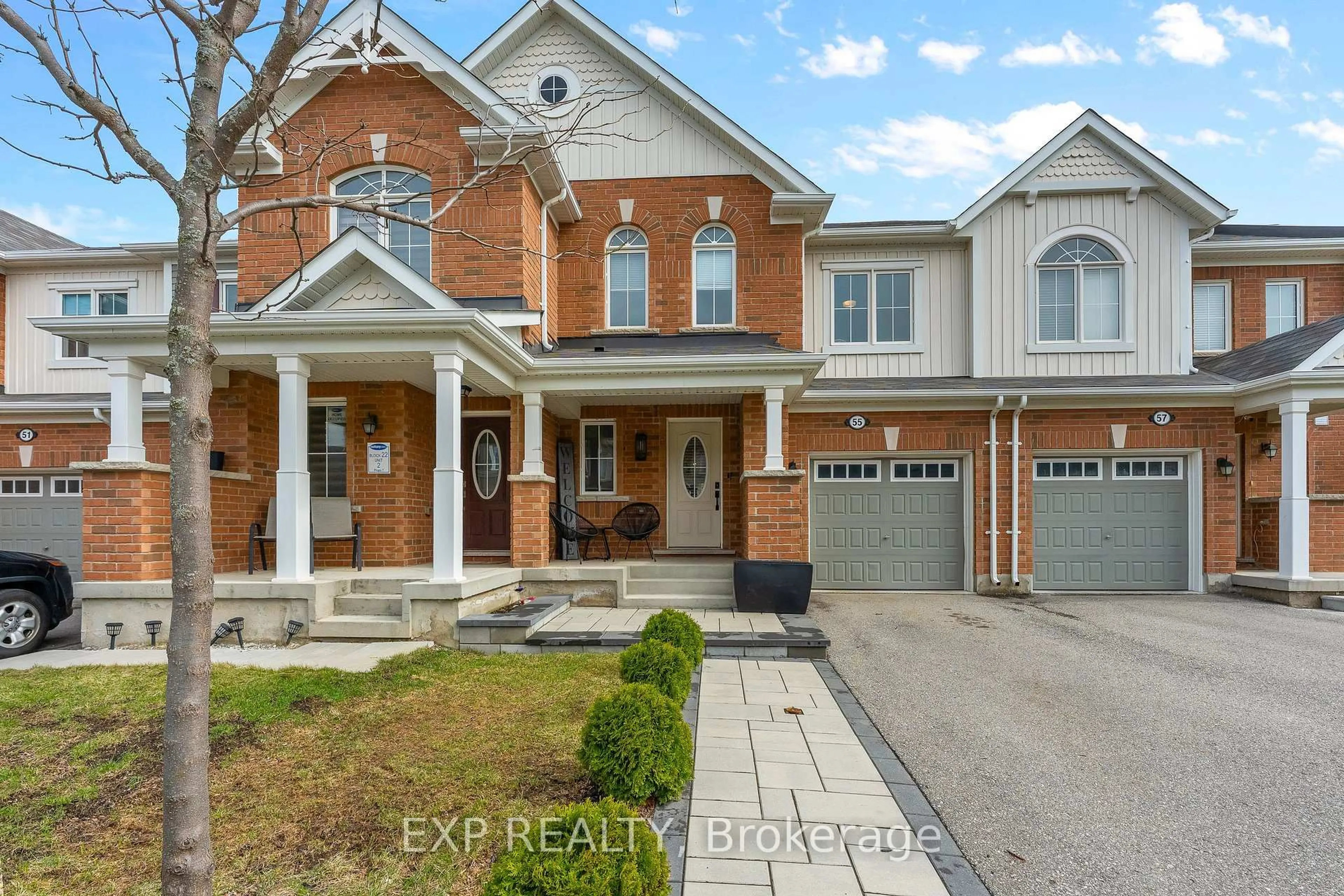 Home with brick exterior material, street for 55 Hatt Crt, Milton Ontario L9E 1G7