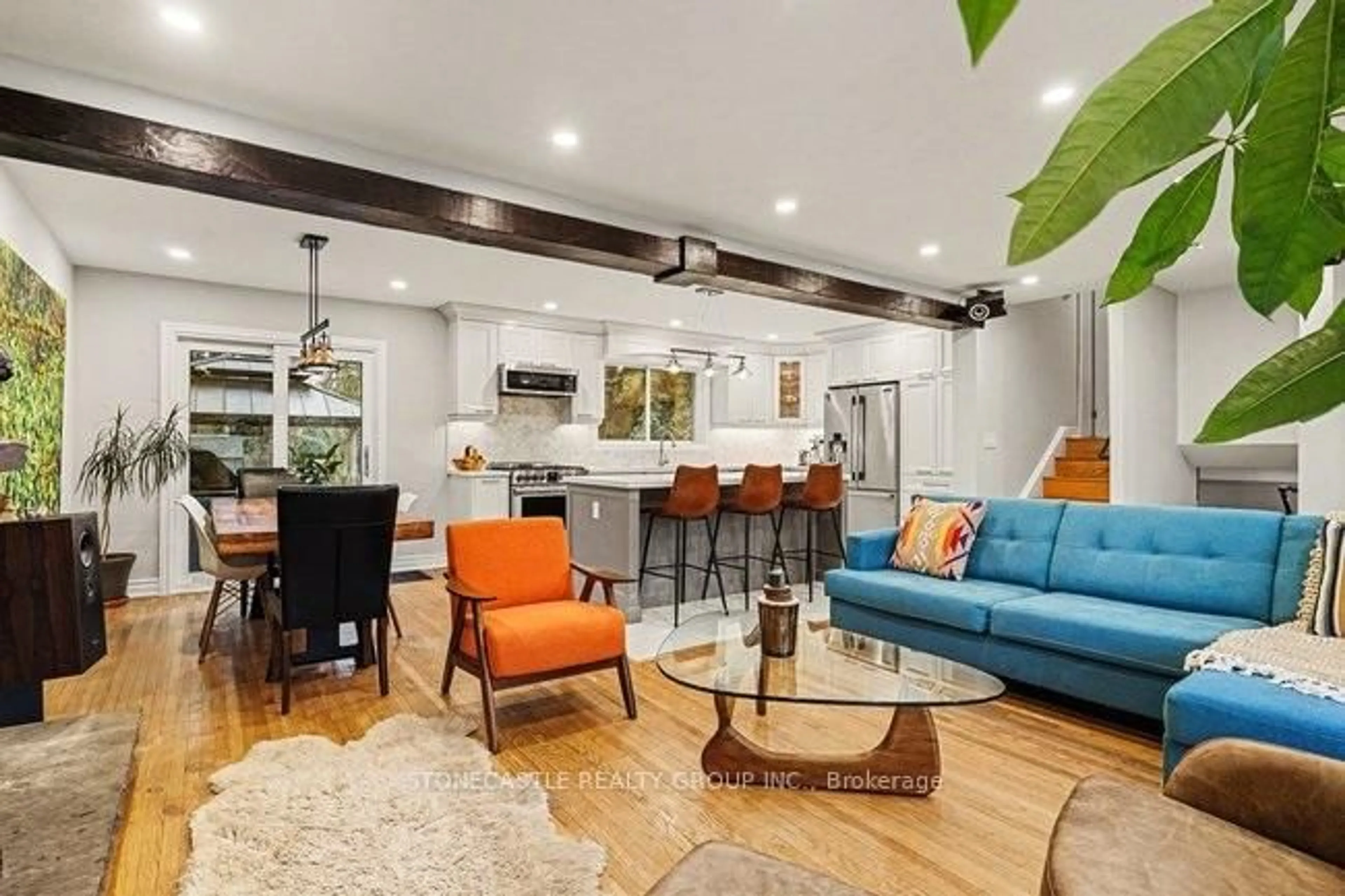 Open concept kitchen, unknown for 1899 Truscott Dr, Mississauga Ontario L5J 2A1