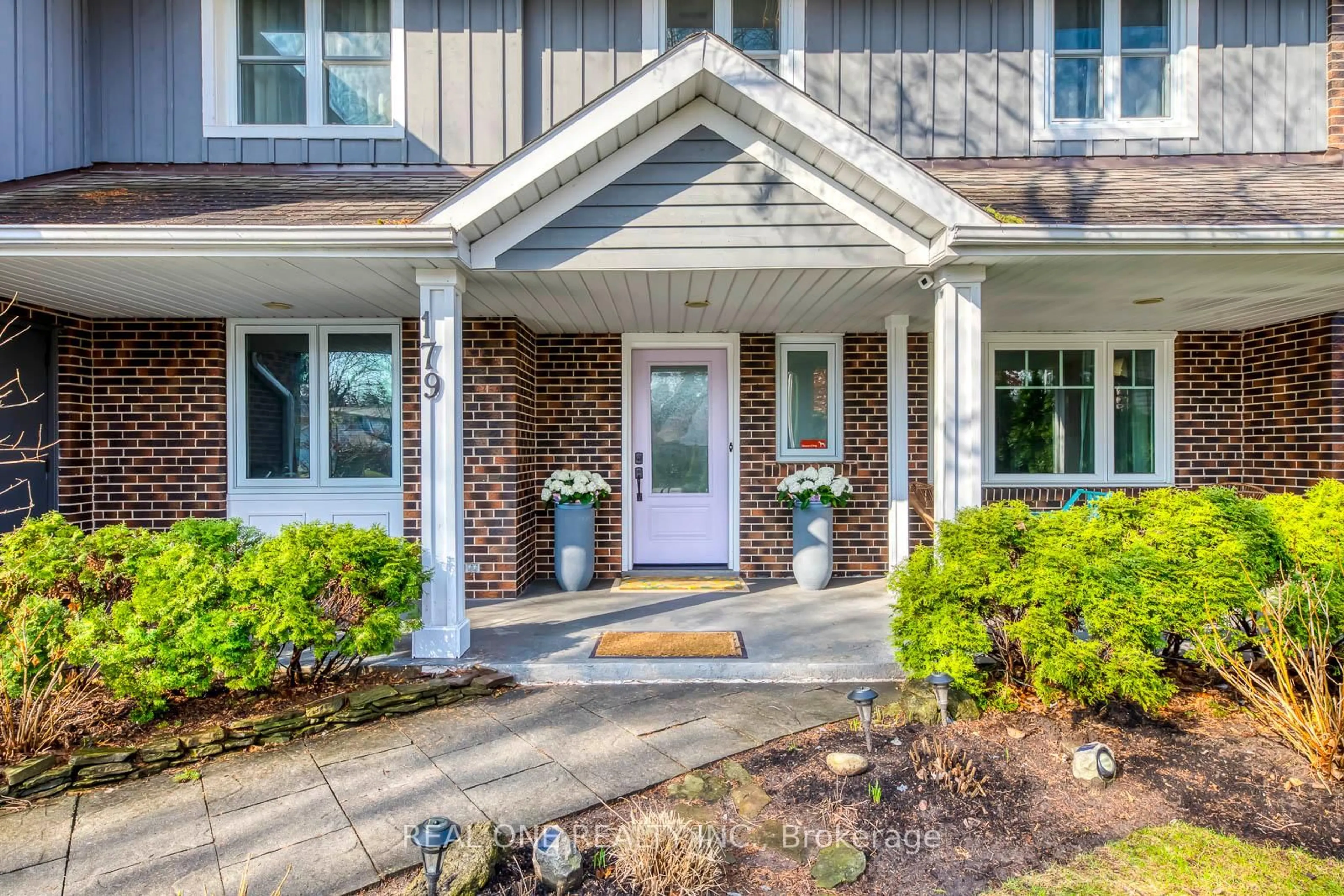 Home with brick exterior material, street for 179 Shanley Terr, Oakville Ontario L6K 2H7