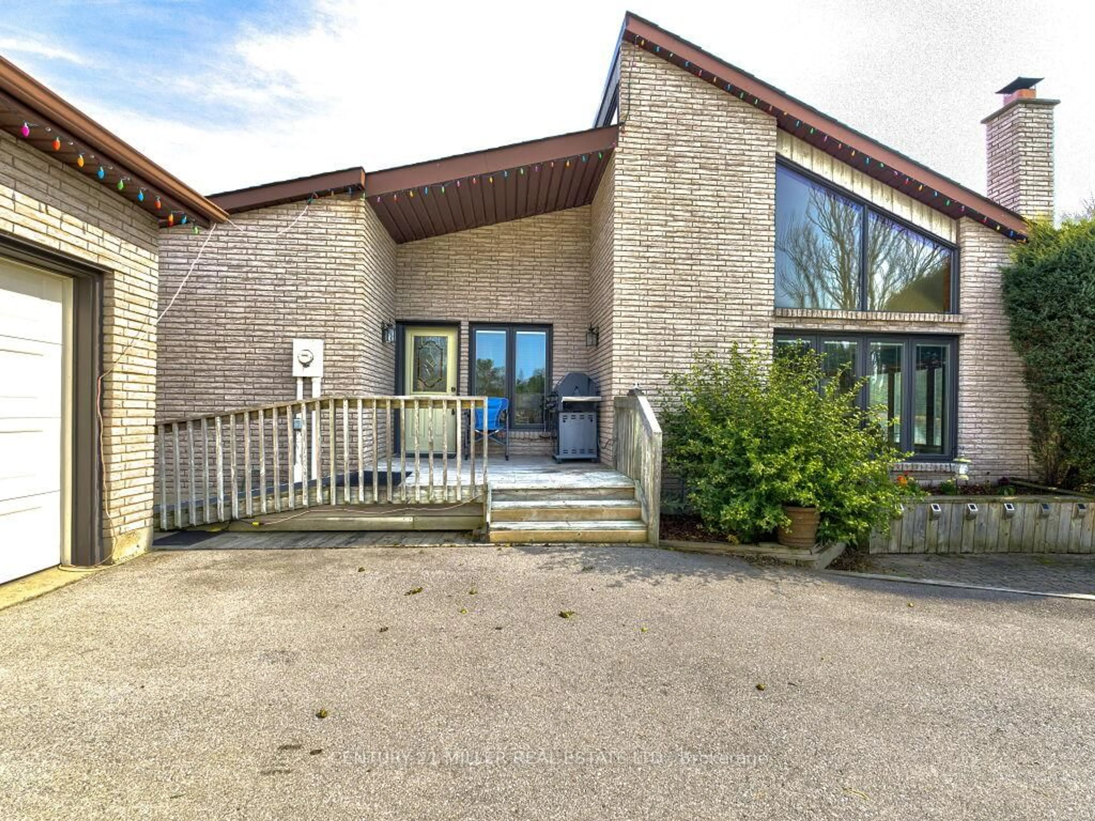 Unknown for 11331 Amos Dr, Milton Ontario L0P 1B0