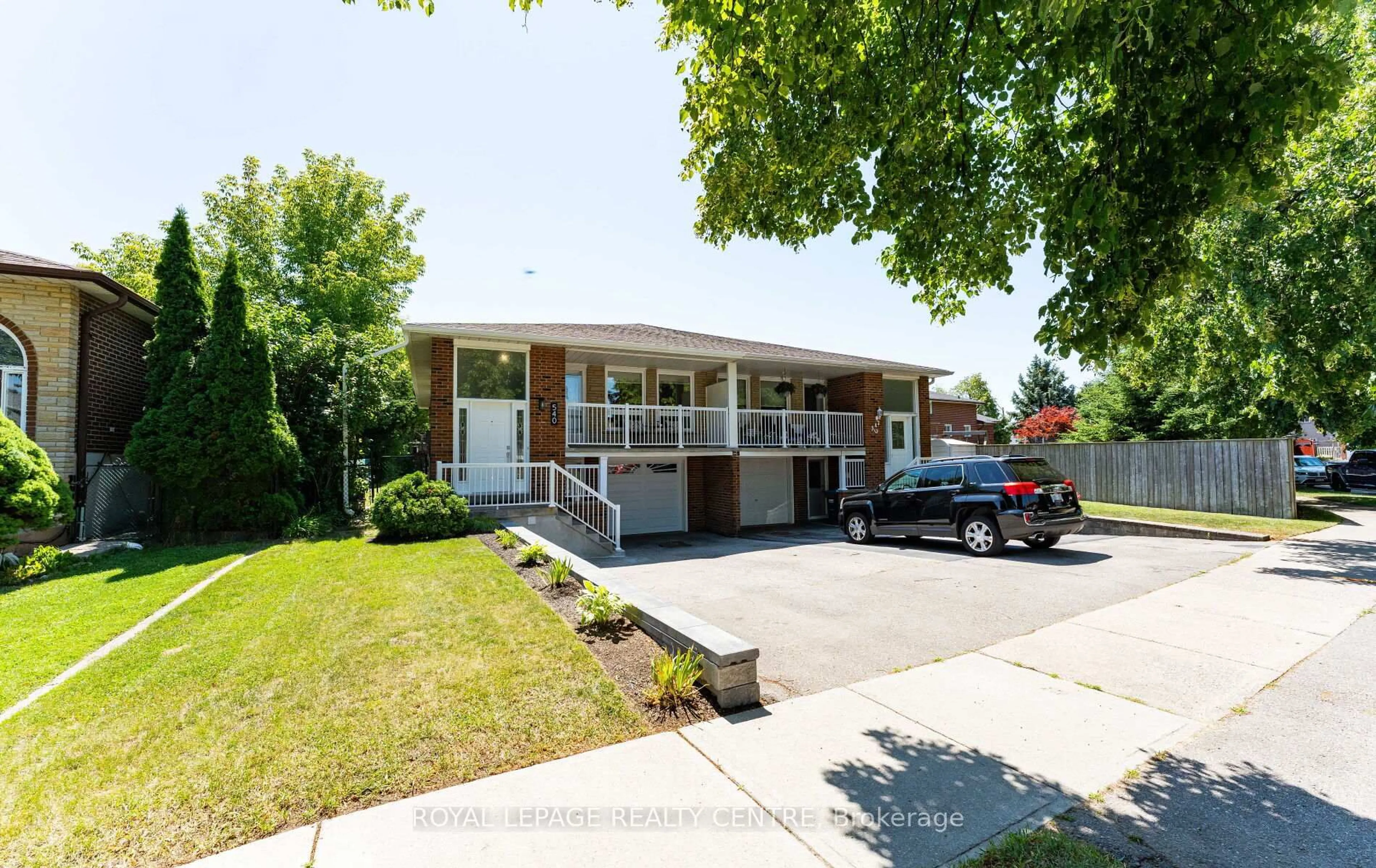 Home with brick exterior material, street for 540 Cavell Dr, Mississauga Ontario L5B 2N9