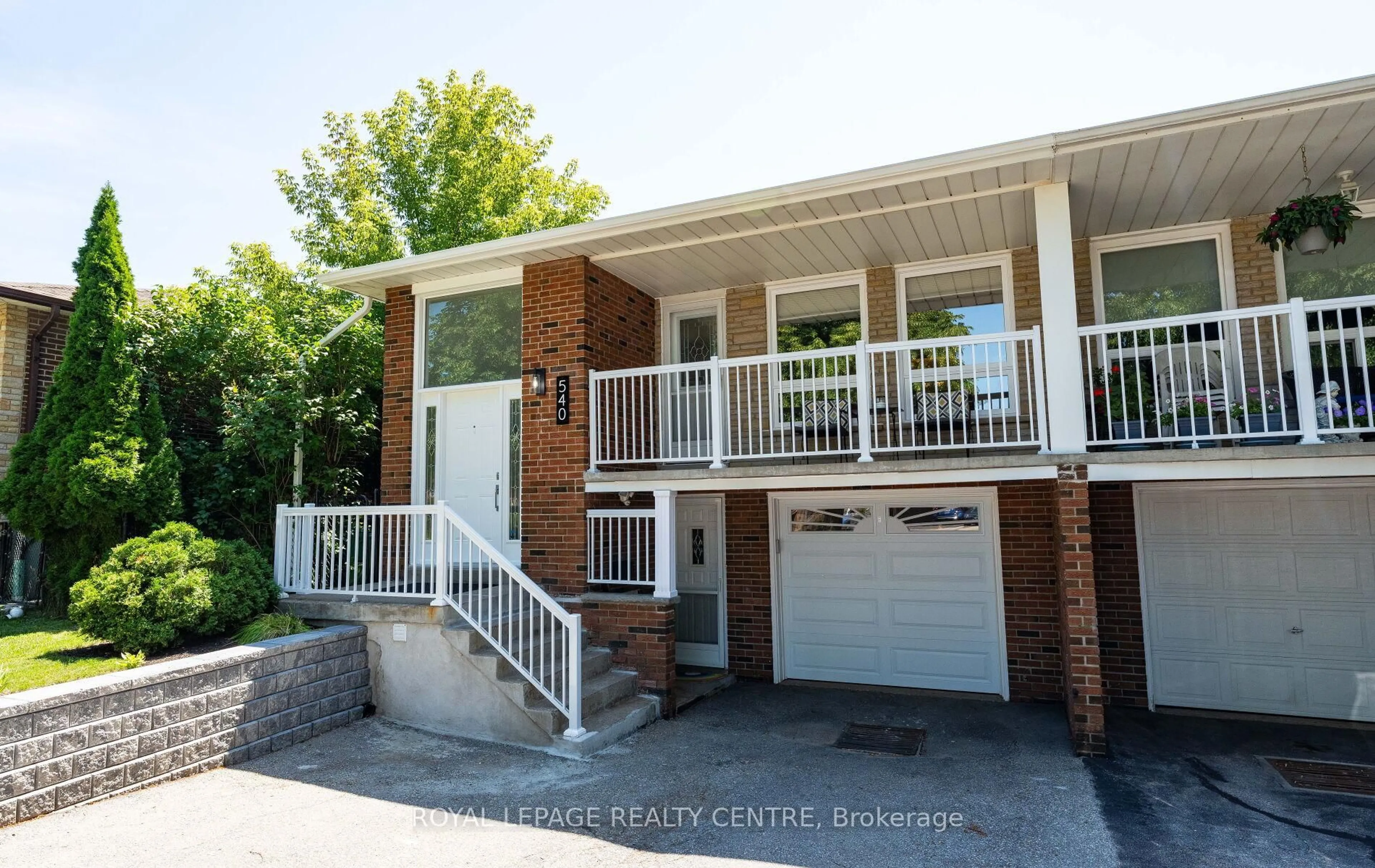 Home with brick exterior material, street for 540 Cavell Dr, Mississauga Ontario L5B 2N9