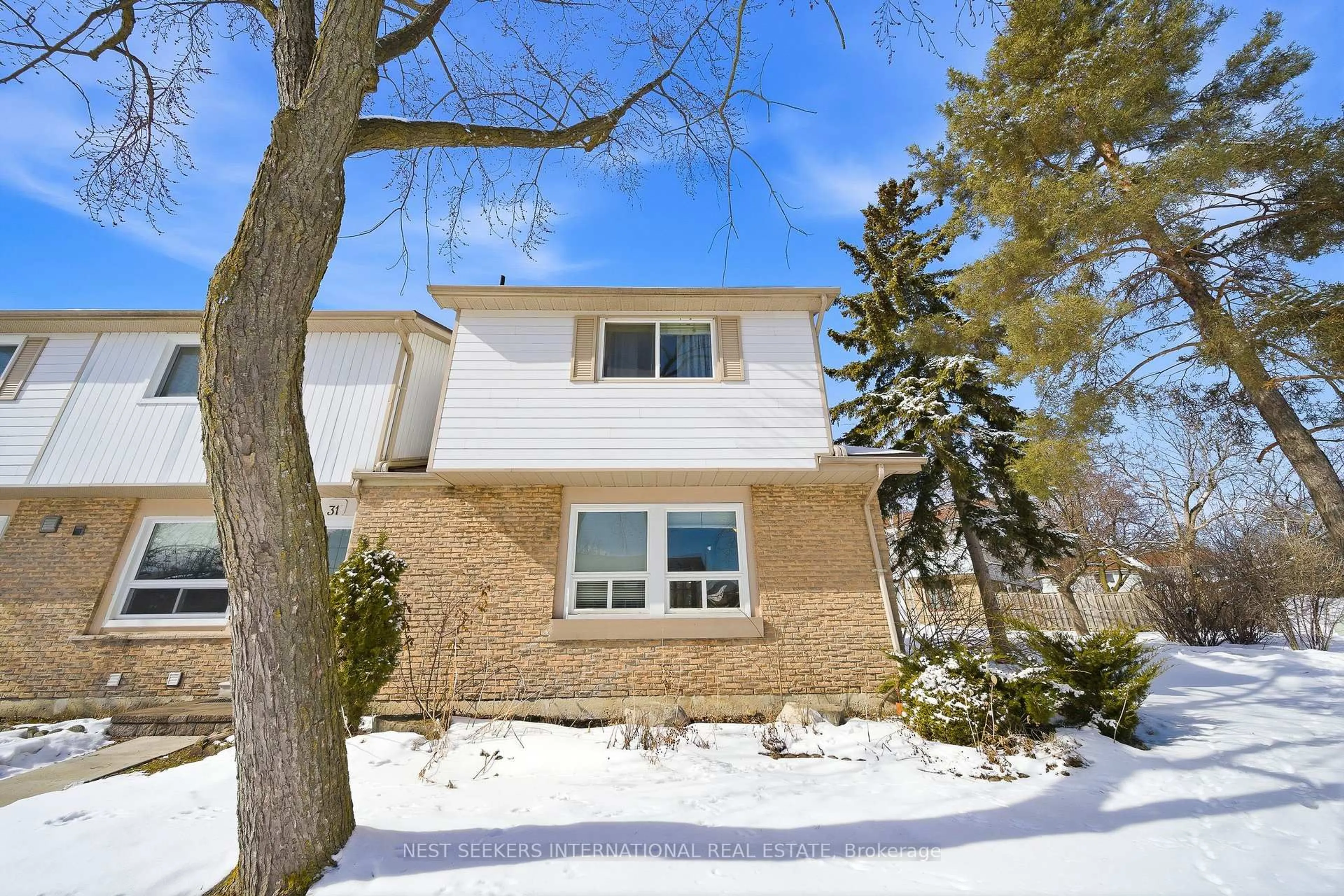 Unknown for 6540 Falconer Dr #30, Mississauga Ontario L5N 1M1