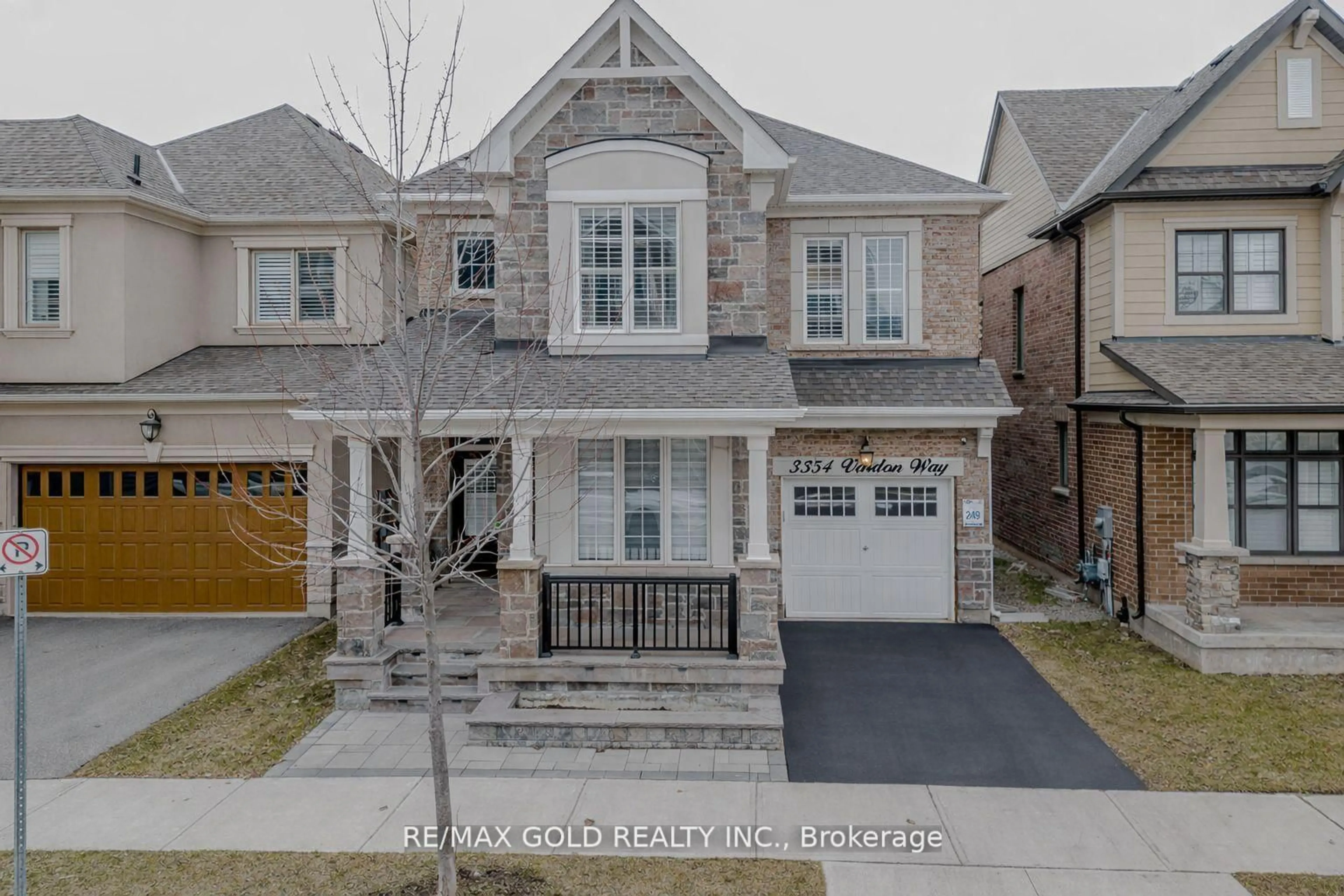 Home with brick exterior material, street for 3354 Vardon Way, Oakville Ontario L6M 1R5
