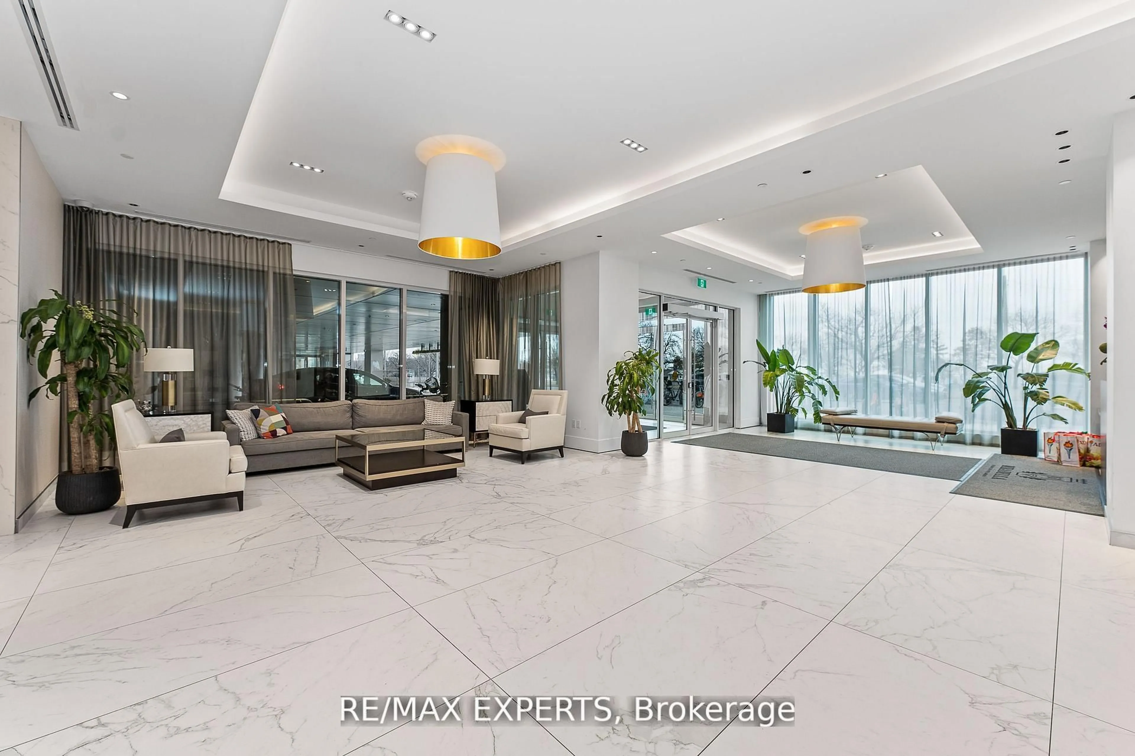 Lobby for 1926 Lake Shore Blvd #2512, Toronto Ontario M6S 1A1