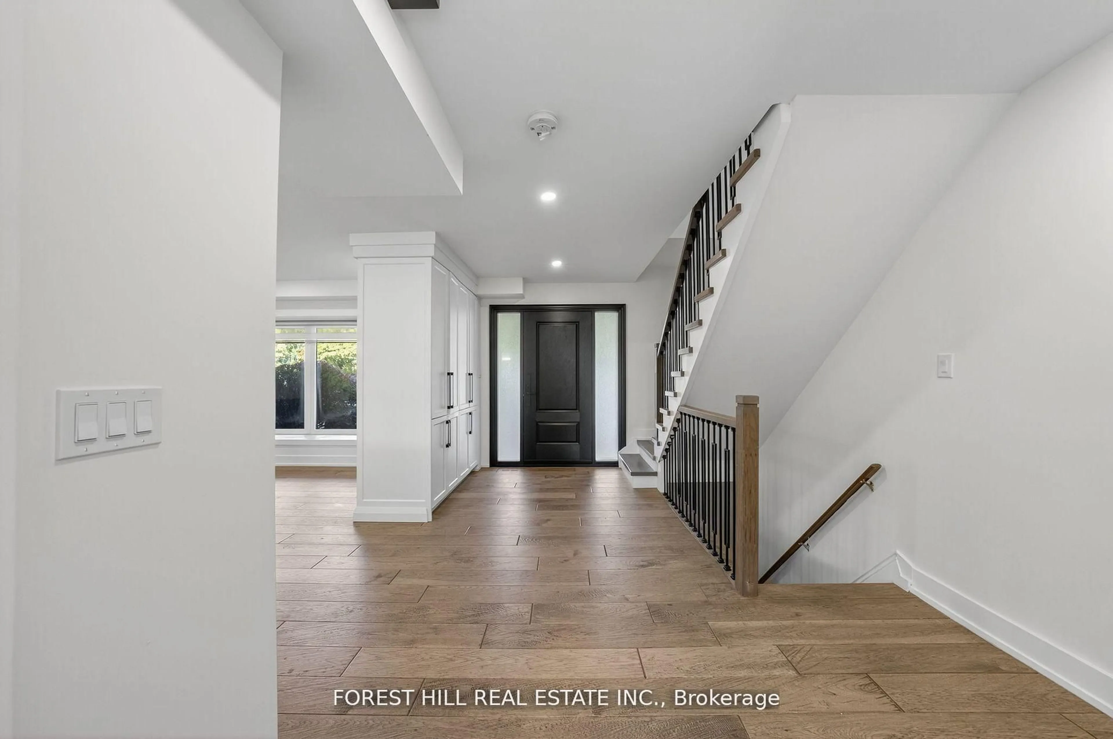 Indoor entryway for 37 Cherry Post Cres, Toronto Ontario M9C 2J9