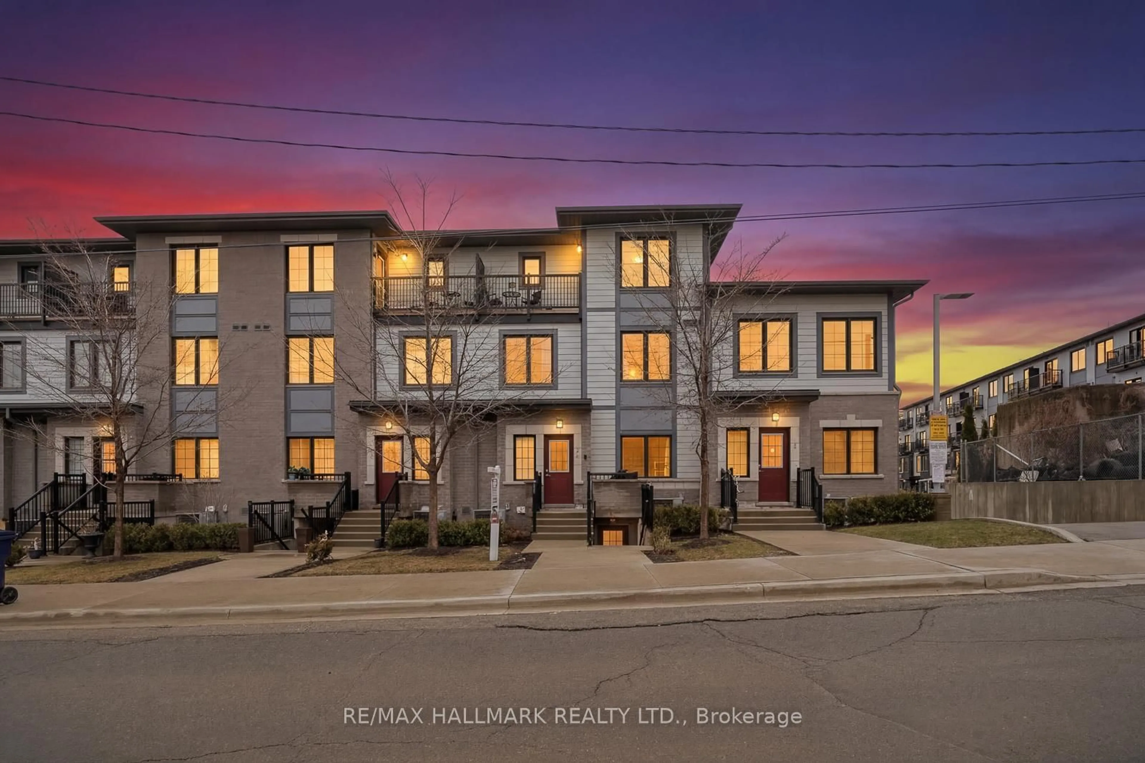 Unknown for 9 Forbes Ave #2, Toronto Ontario M6M 0B5