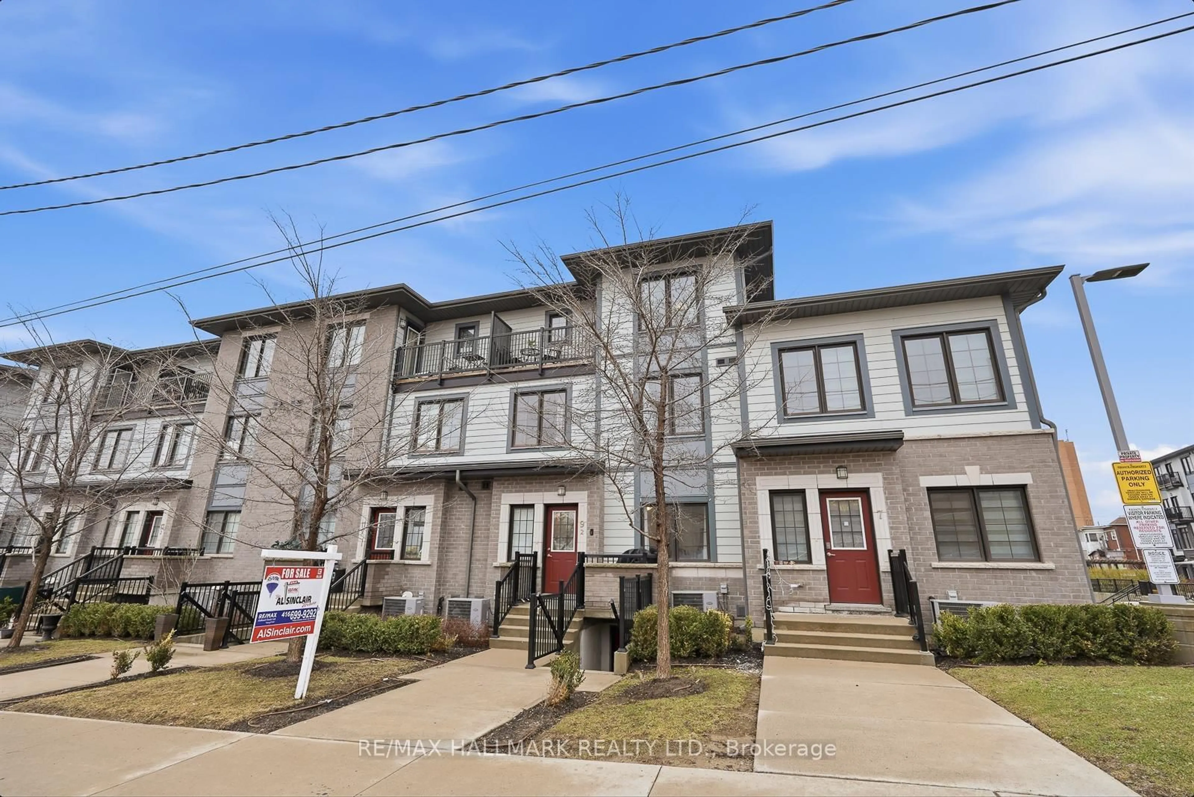 A pic from outside/outdoor area/front of a property/back of a property/a pic from drone, street for 9 Forbes Ave #2, Toronto Ontario M6M 0B5