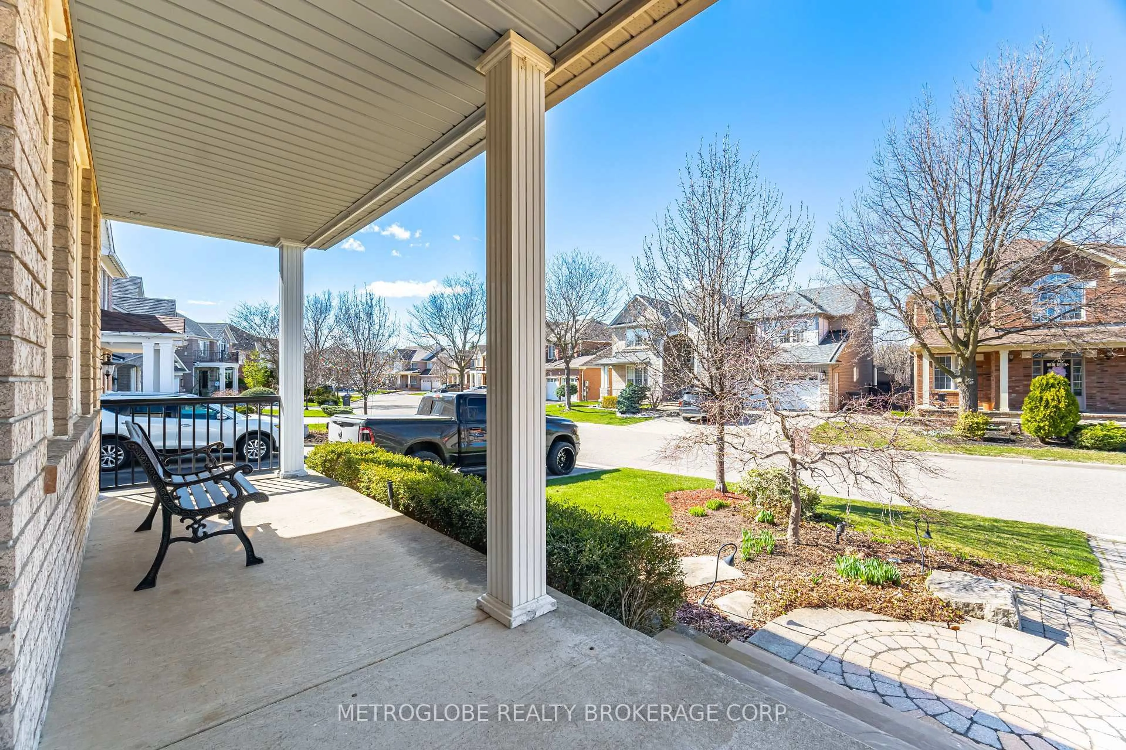 Patio, unknown for 38 Maltby Crt, Brampton Ontario L6P 1A5