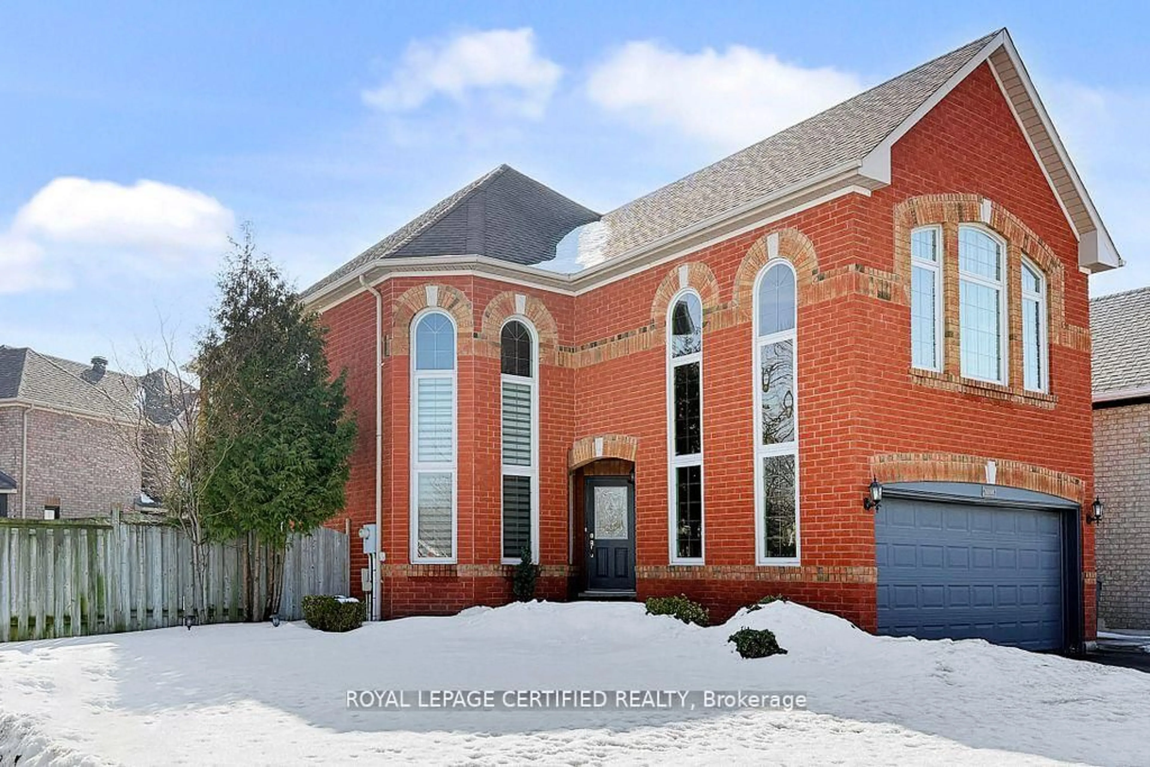Home with brick exterior material, unknown for 3898 Parkgate Dr, Mississauga Ontario L5N 7B4