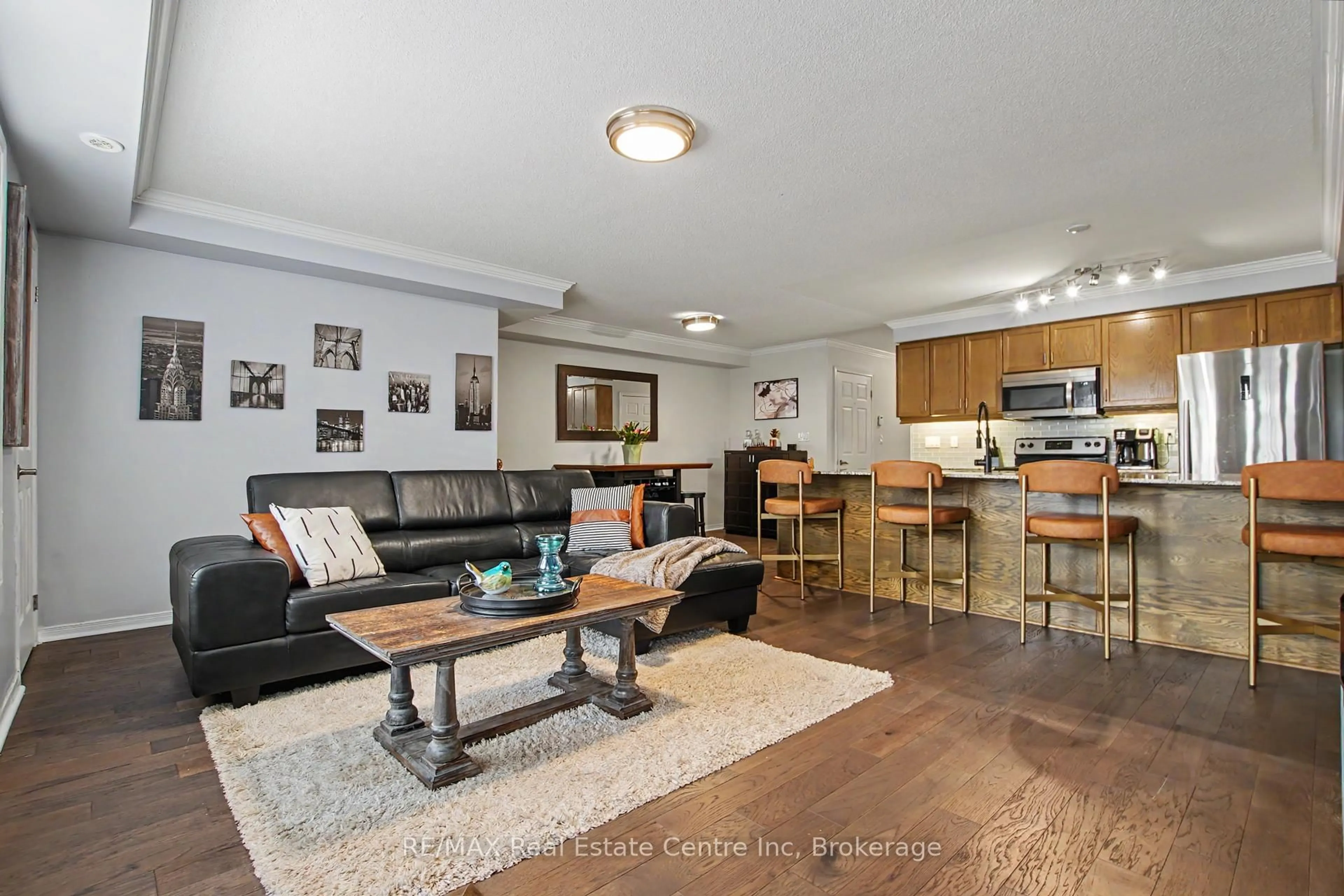 Living room with furniture, unknown for 5 Armstrong St #13, Orangeville Ontario L9W 0C5