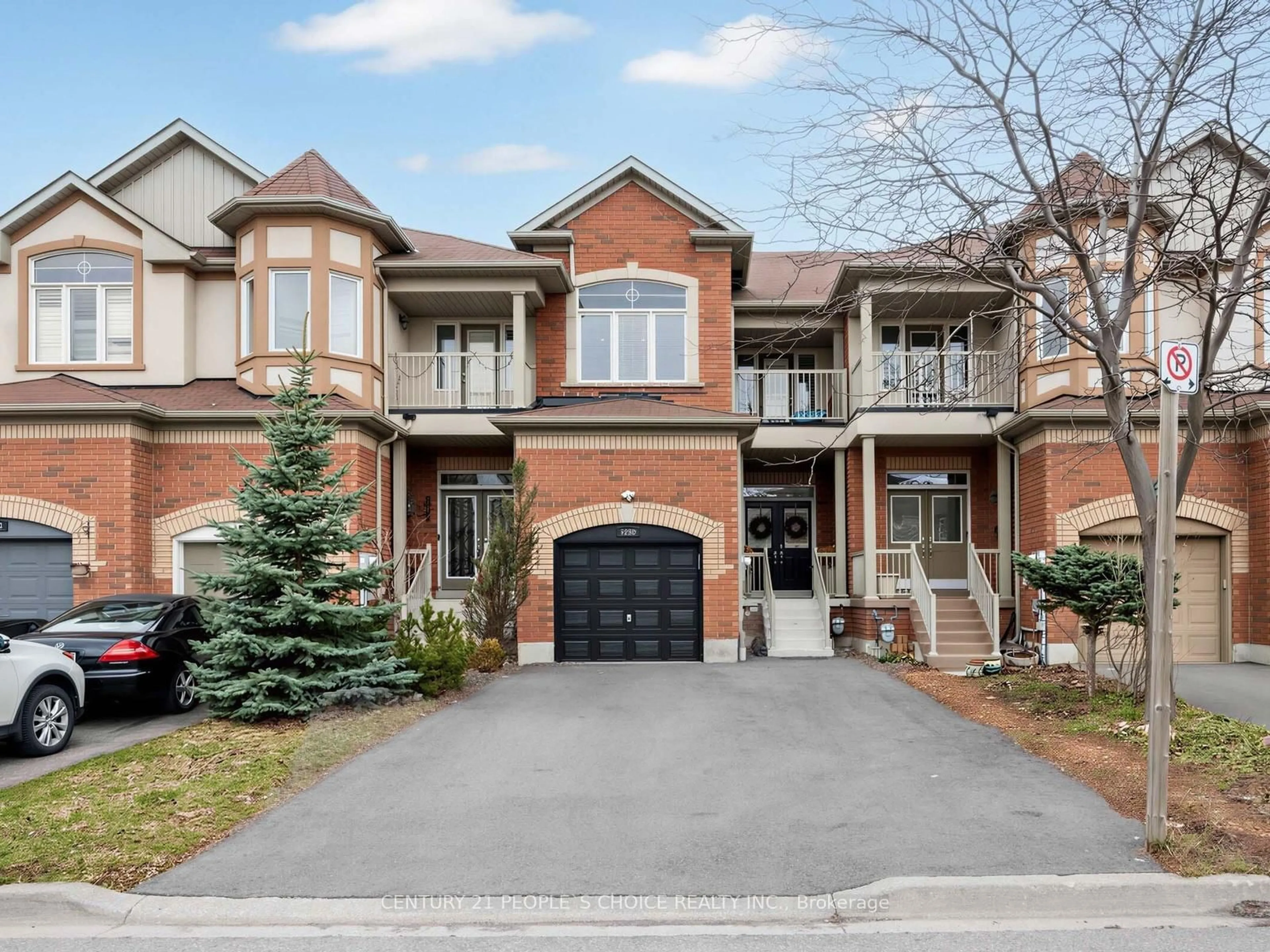 Home with brick exterior material, street for 5298 Roadside Way, Mississauga Ontario L5M 0H9
