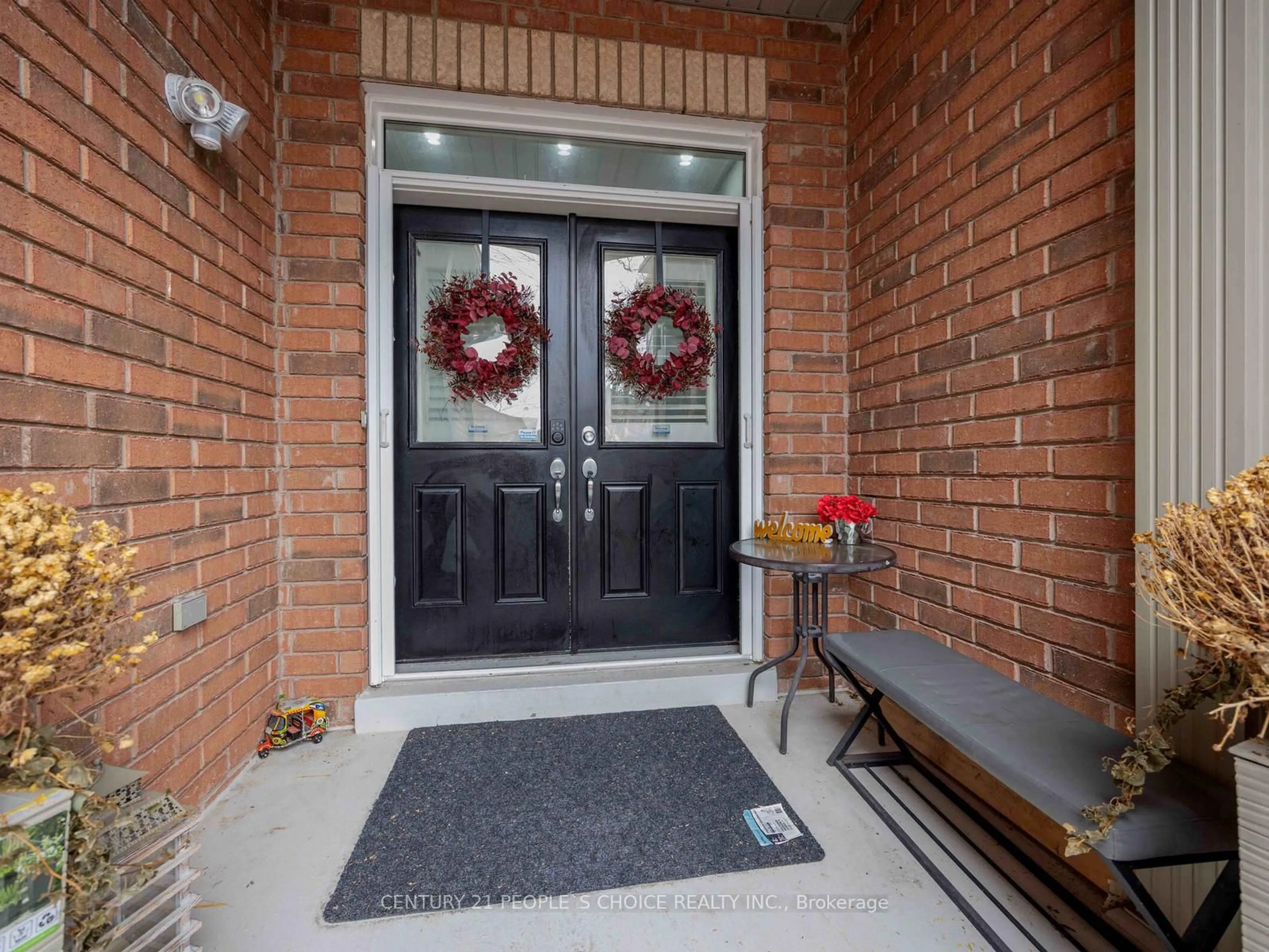 Indoor entryway for 5298 Roadside Way, Mississauga Ontario L5M 0H9