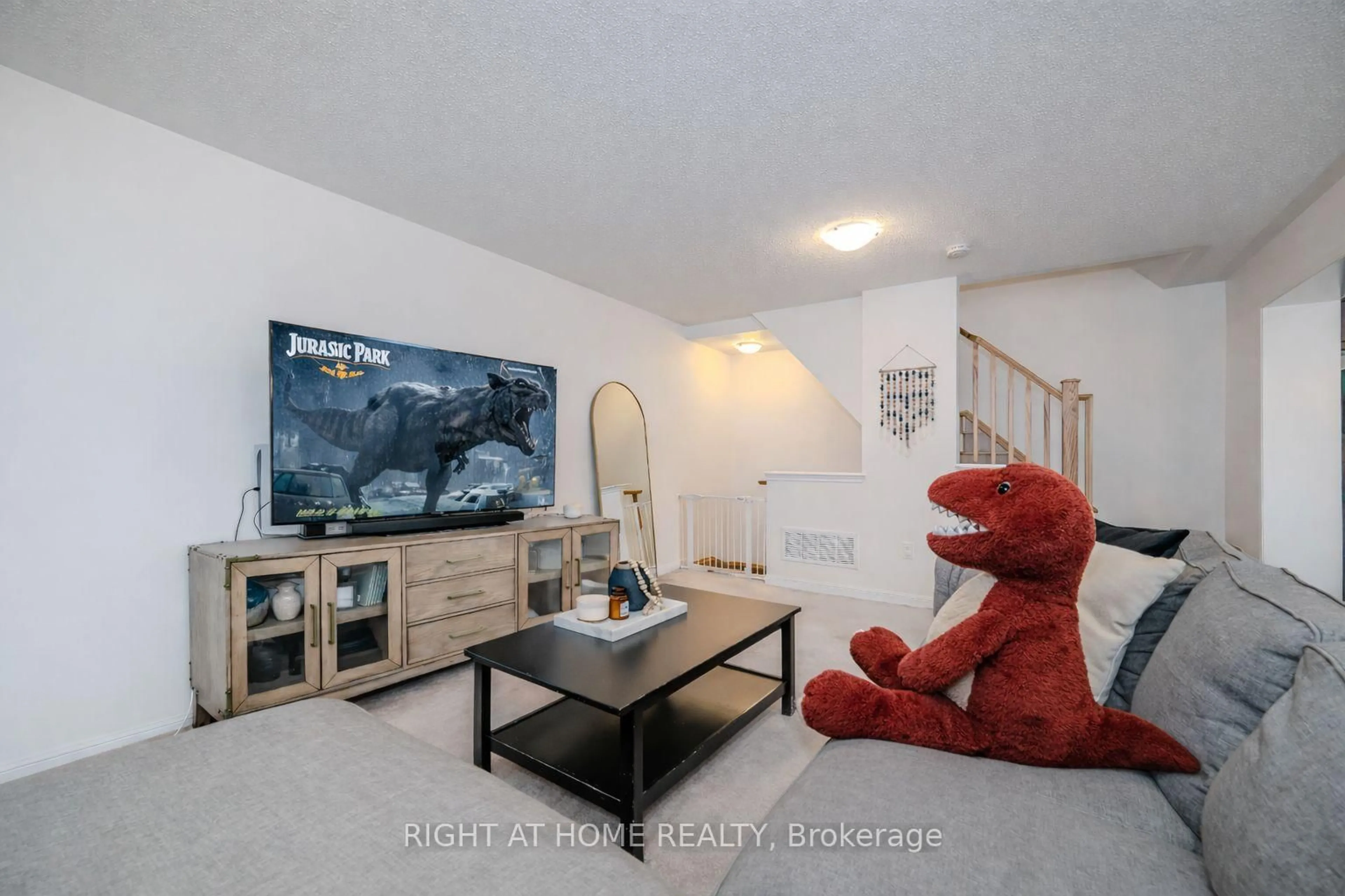 Home theater for 525 Cavanagh Lane, Milton Ontario L9T 8G4