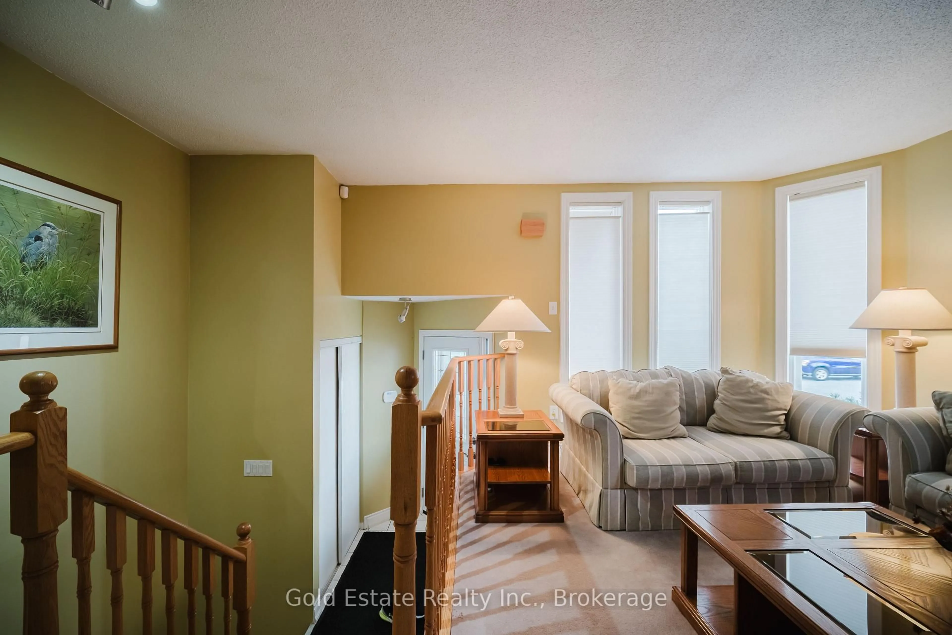 Living room with furniture, unknown for 59 Royal Orchard Dr, Brampton Ontario L6X 4M5