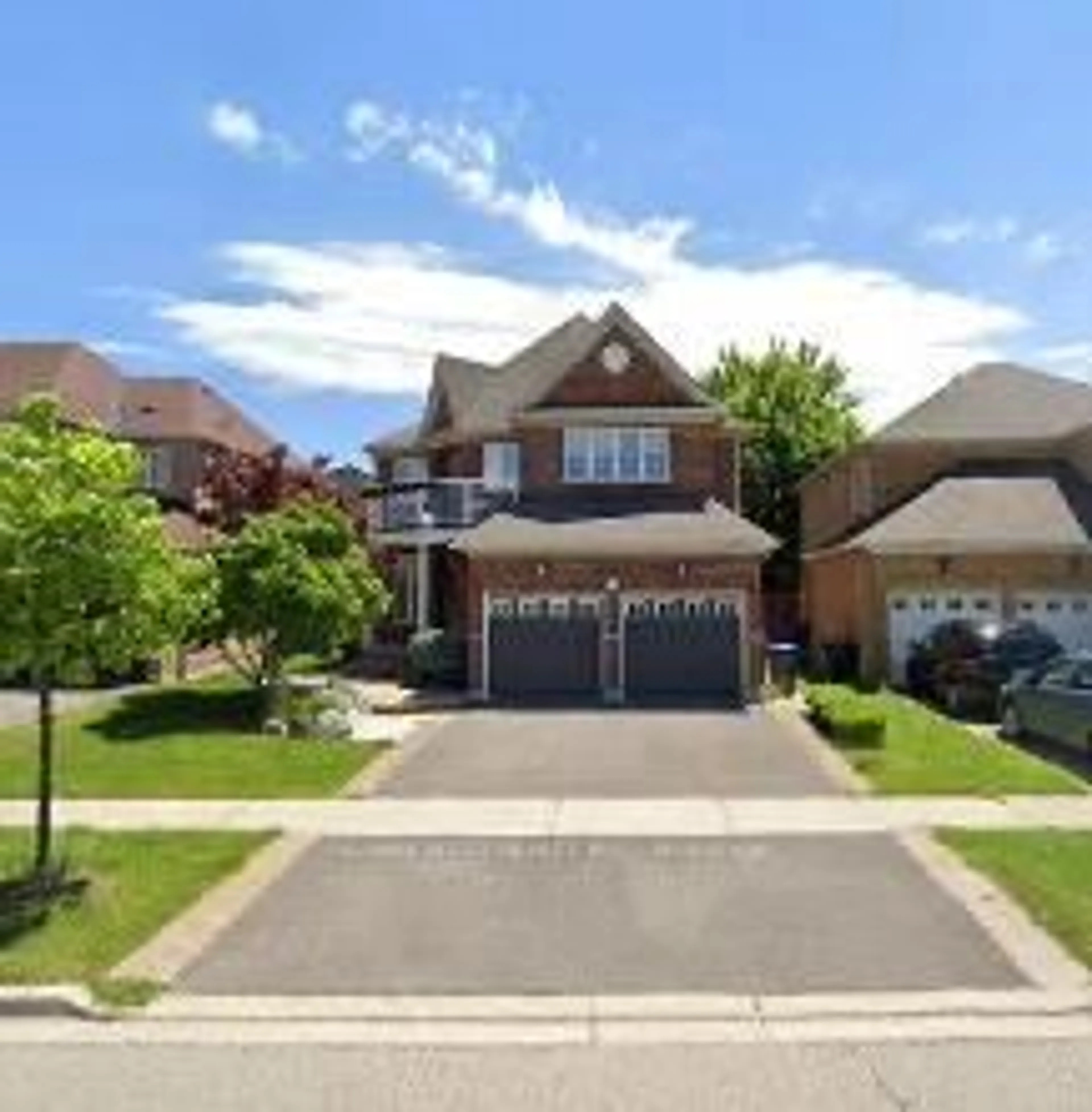 Home with brick exterior material, street for 3374 Artesian Dr, Mississauga Ontario L5M 7J9