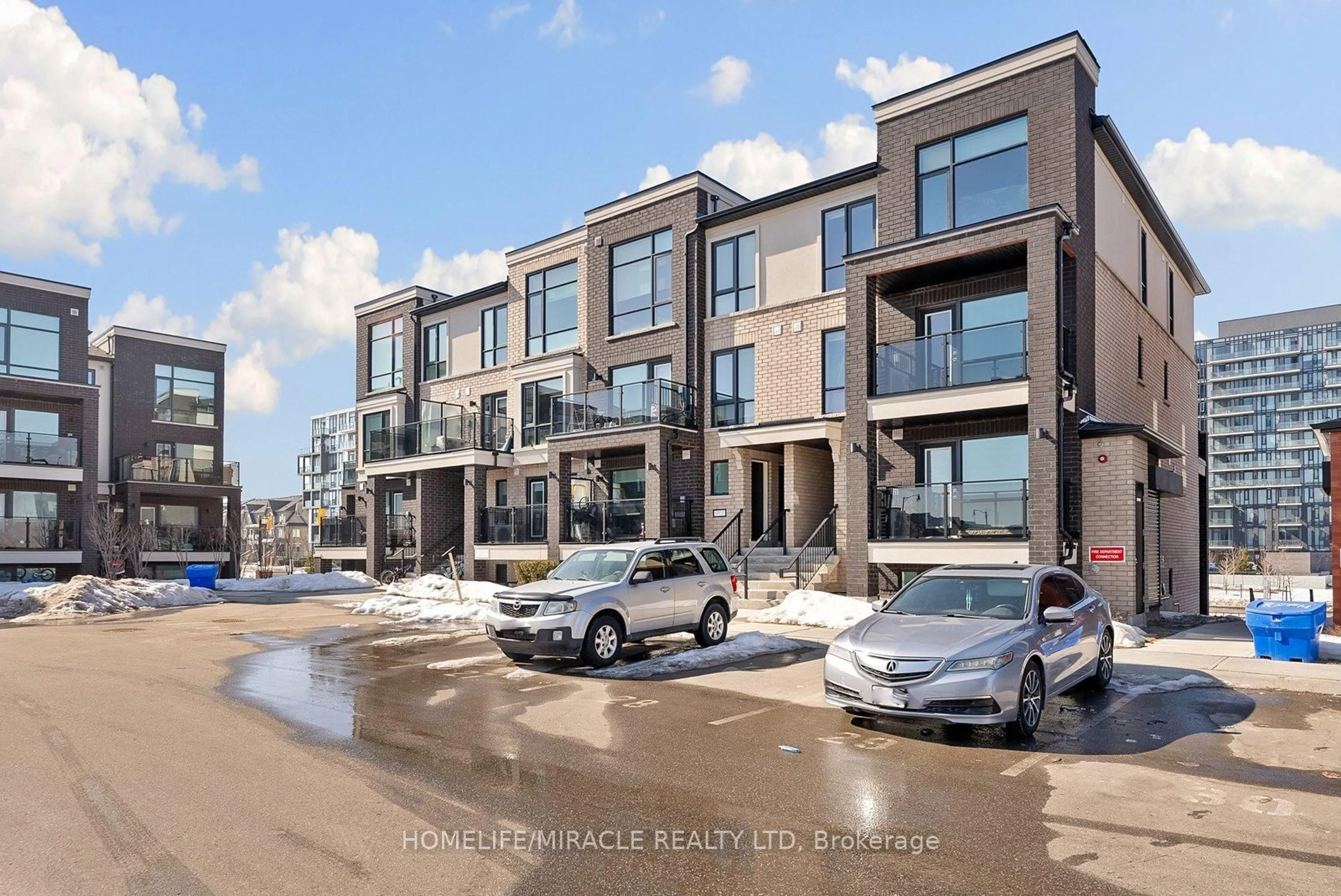 Unknown for 185 Veterans Dr #14, Brampton Ontario L7A 5L2