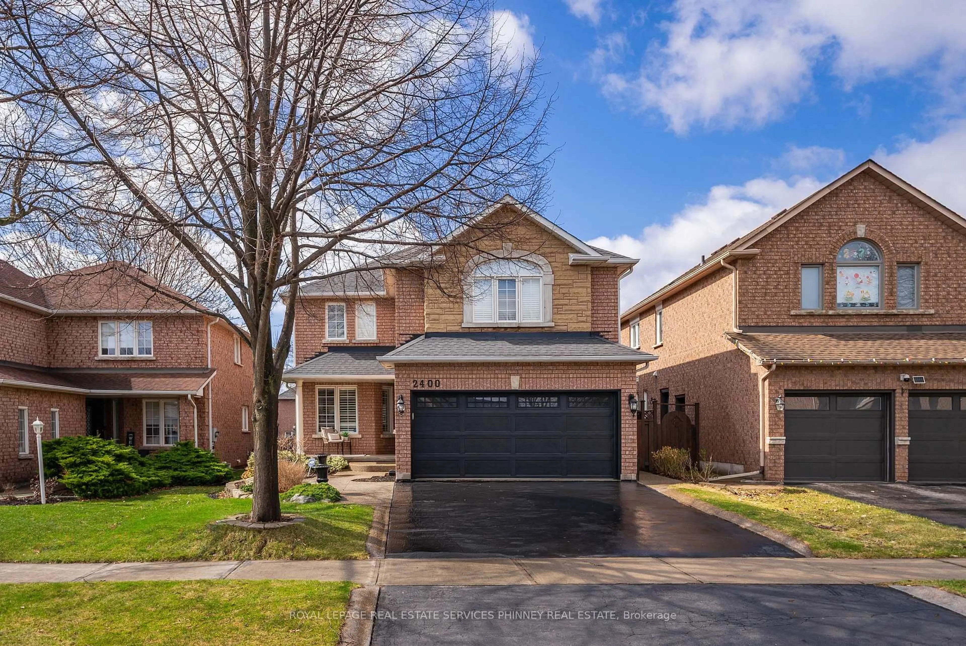 Home with brick exterior material, street for 2400 Eden Valley Dr, Oakville Ontario L6H 6K9