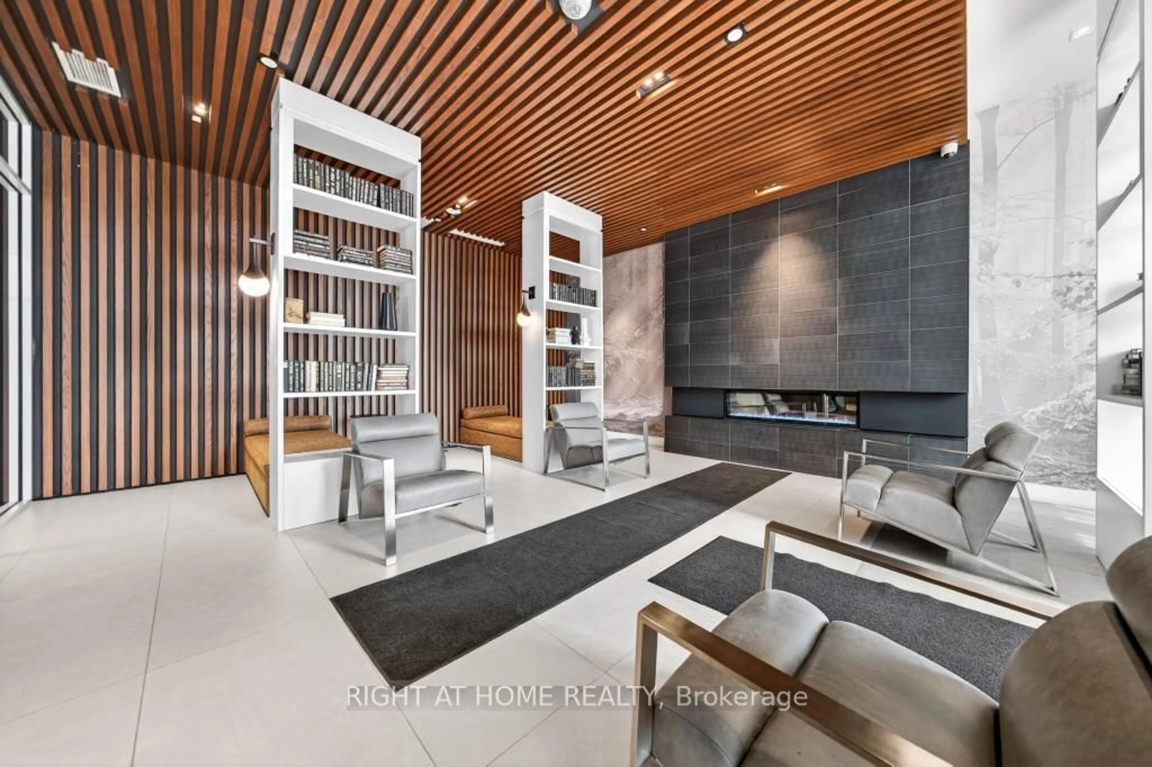 Unknown for 297 Oak Walk Dr #1104, Oakville Ontario L6H 3R6