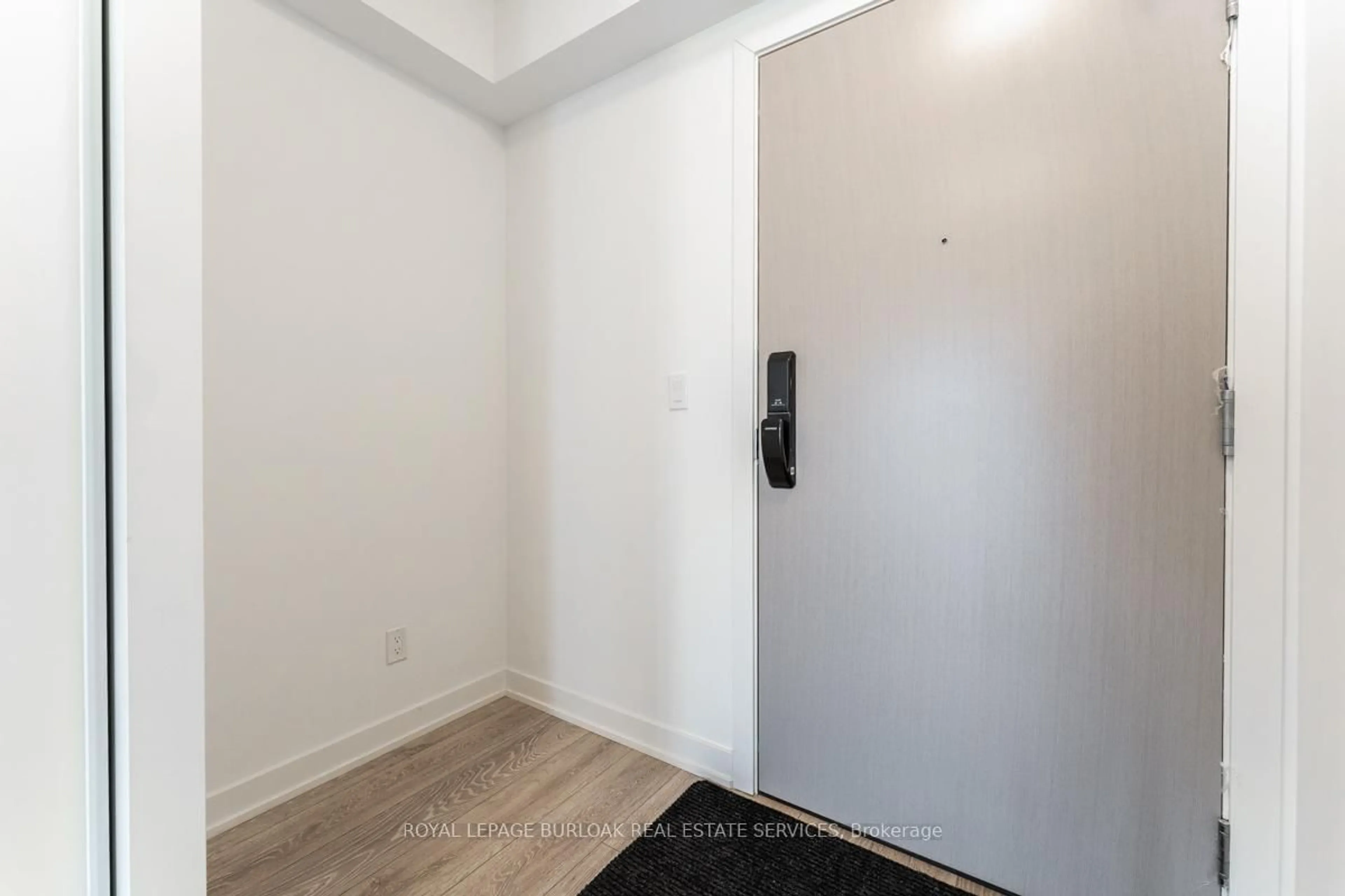 Unknown for 3210 Dakota Common #A201, Burlington Ontario L7M 2A8