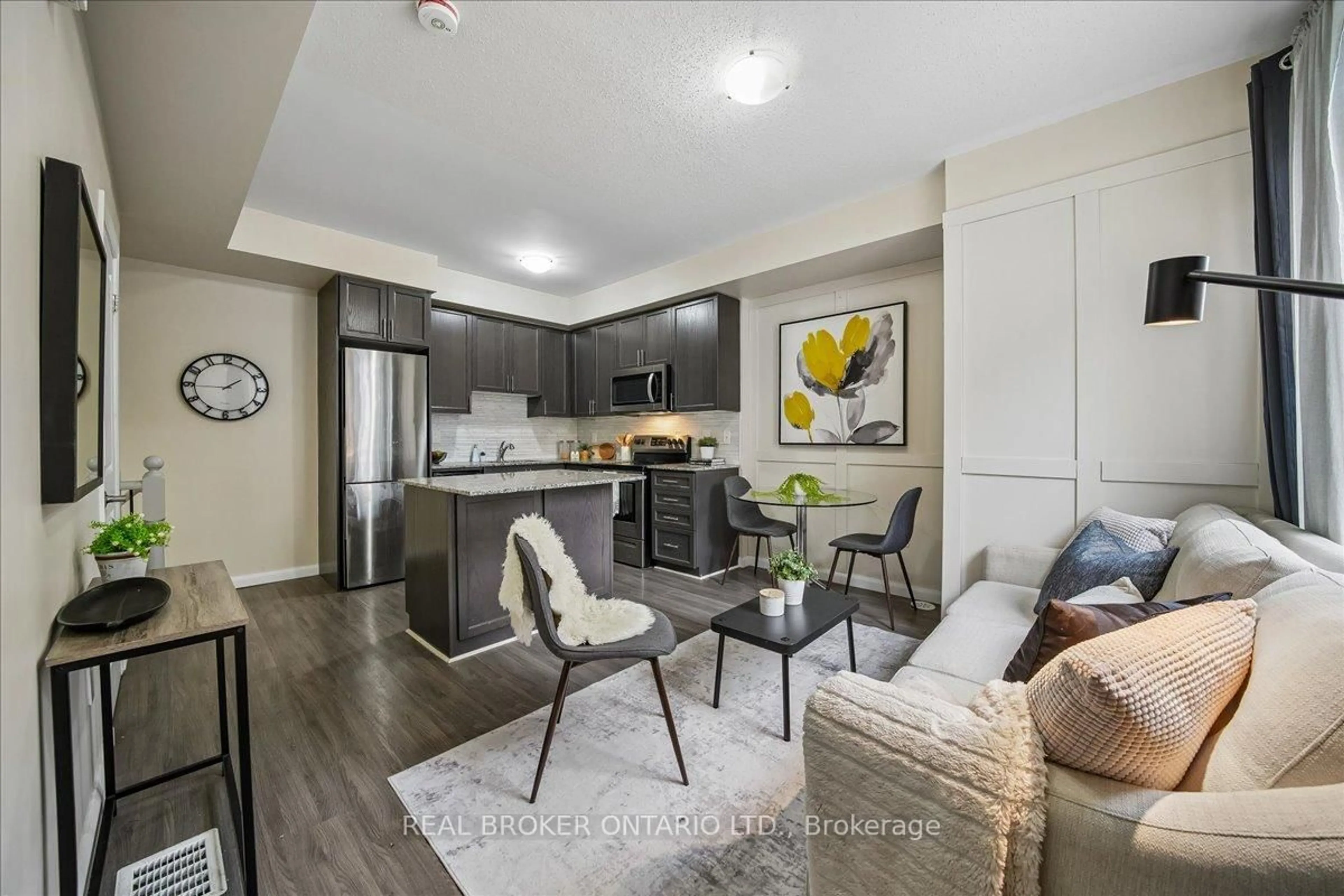 Open concept kitchen, unknown for 26 Fieldway Rd #46, Toronto Ontario M8Z 3L2