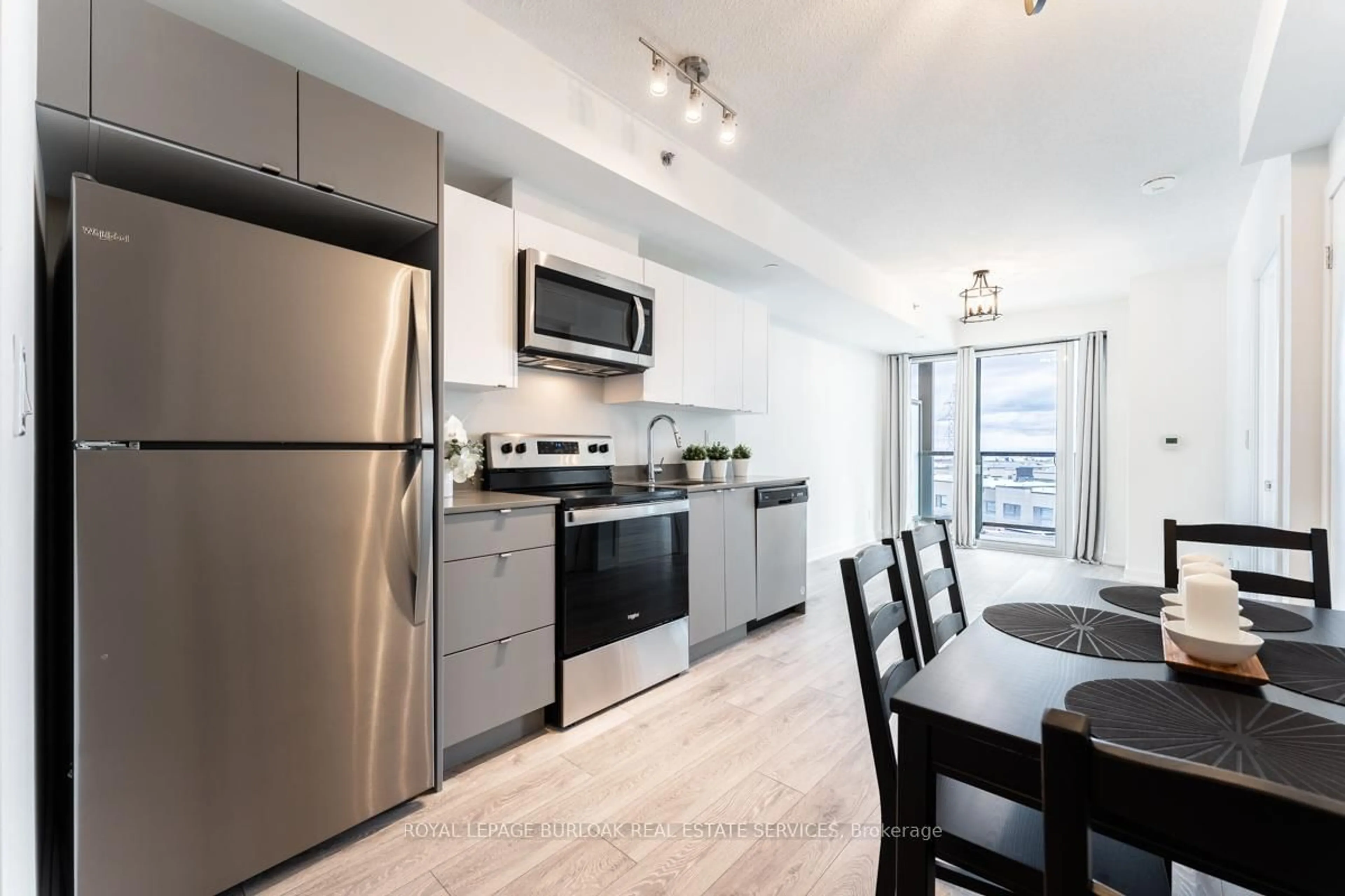 Standard kitchen, unknown for 3210 Dakota Common #A504, Burlington Ontario L7M 2A8