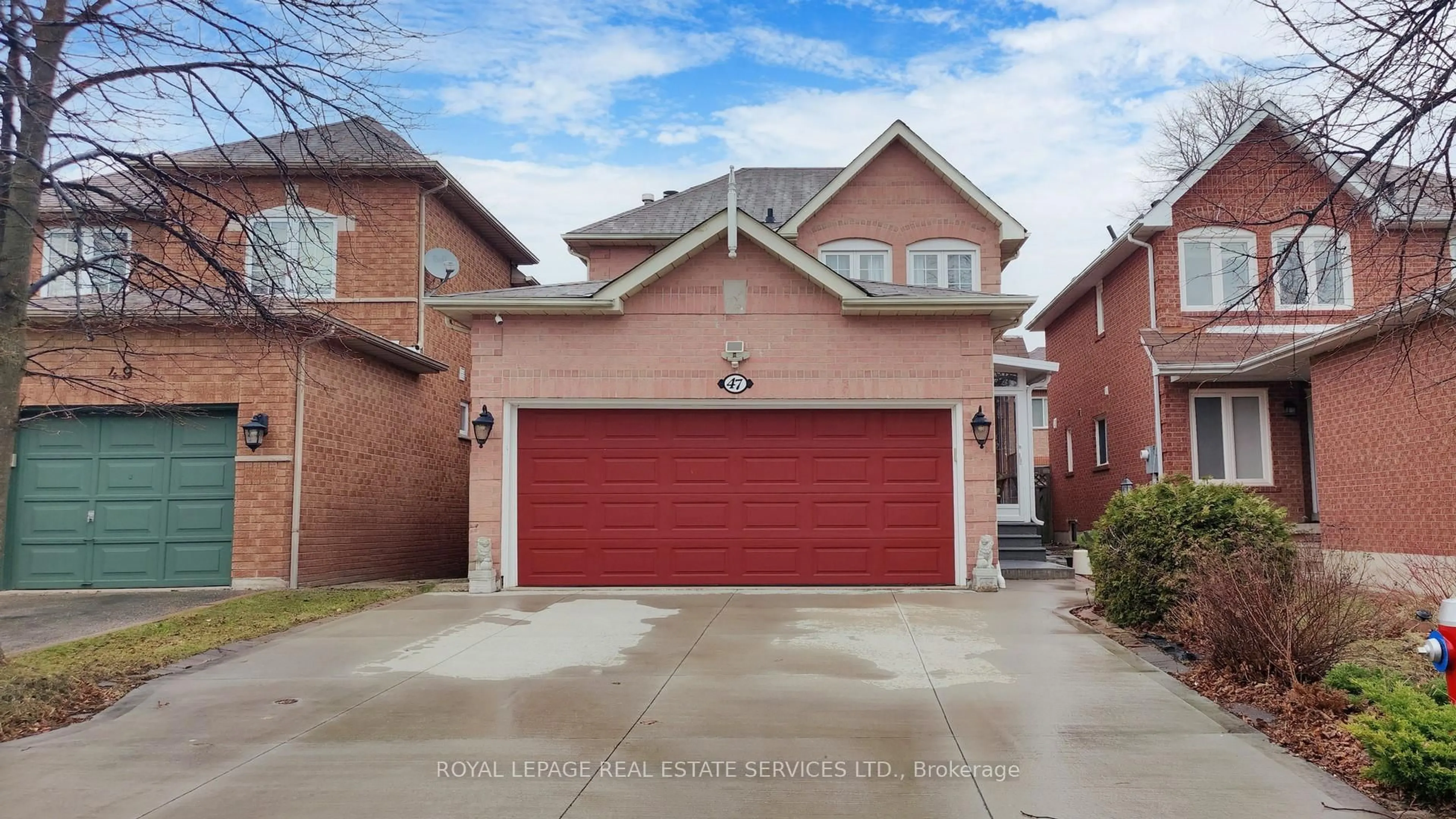 Home with brick exterior material, street for 47 Hood Cres, Brampton Ontario L6Y 4S7