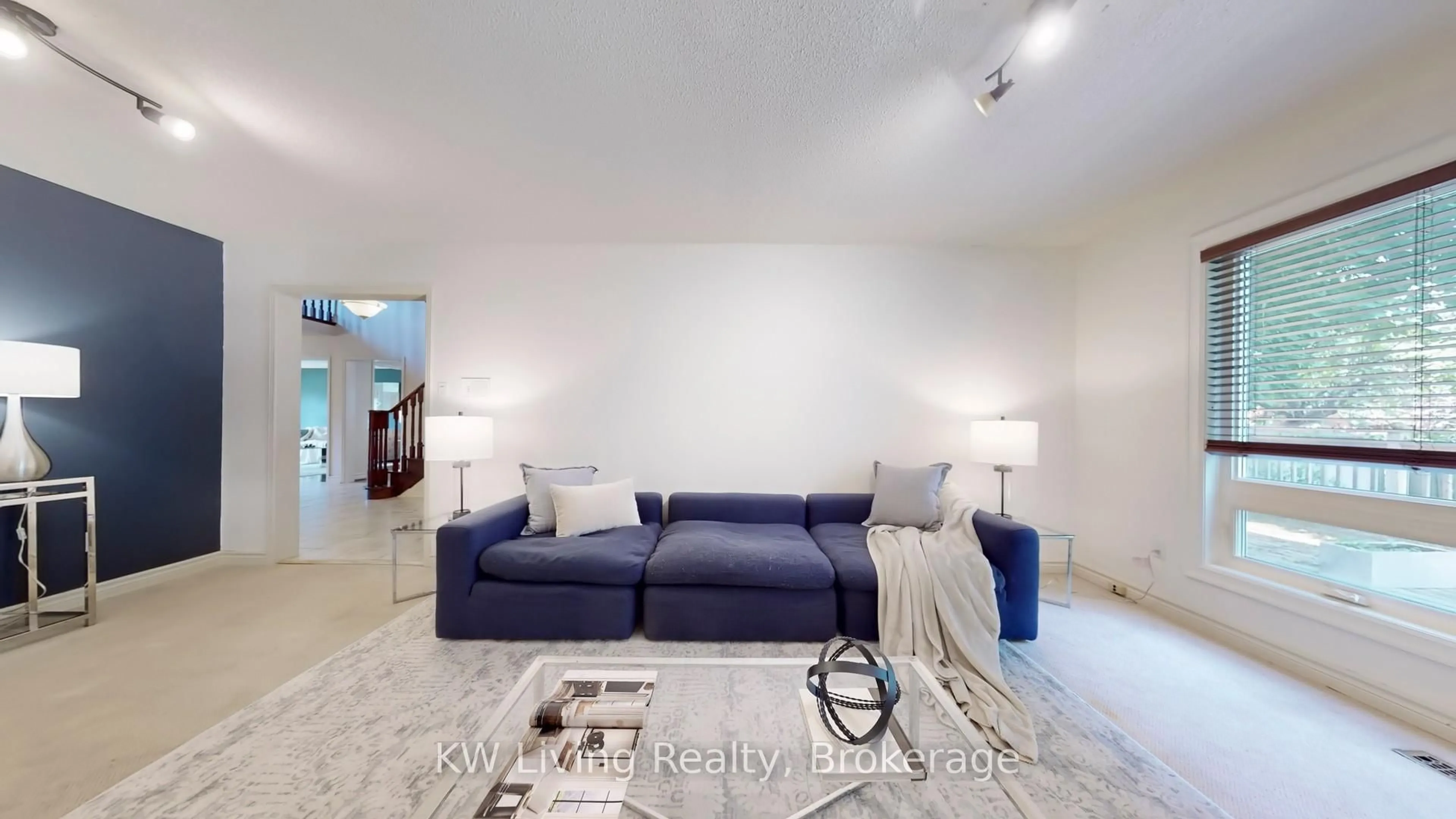 Living room with furniture, unknown for 1997 Sandown Rd, Mississauga Ontario L5M 2Z5