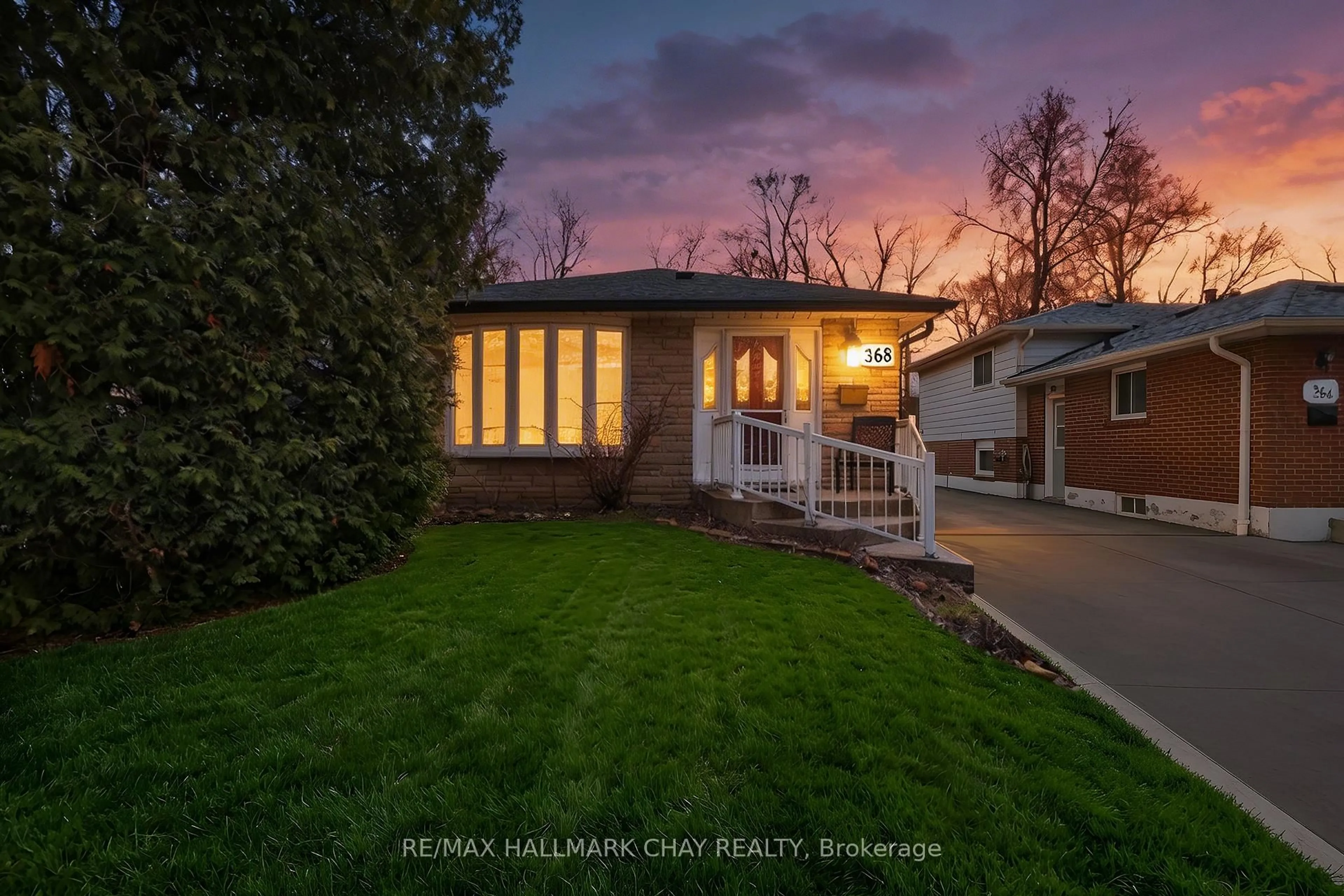 Unknown for 368 Lara Woods, Mississauga Ontario L5A 3A9