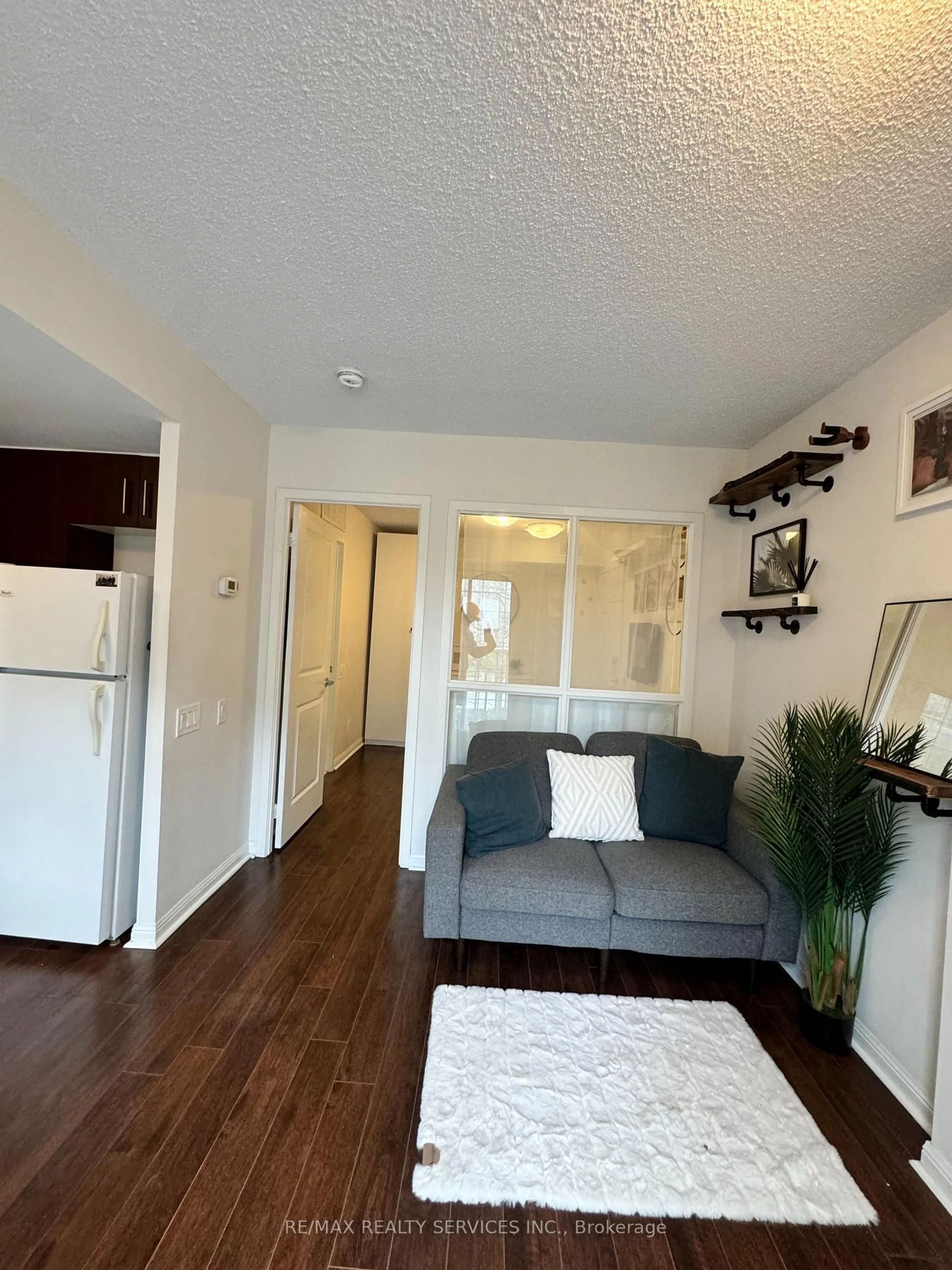 A pic of a room for 9 Windermere Ave #94, Toronto Ontario M6S 5A4