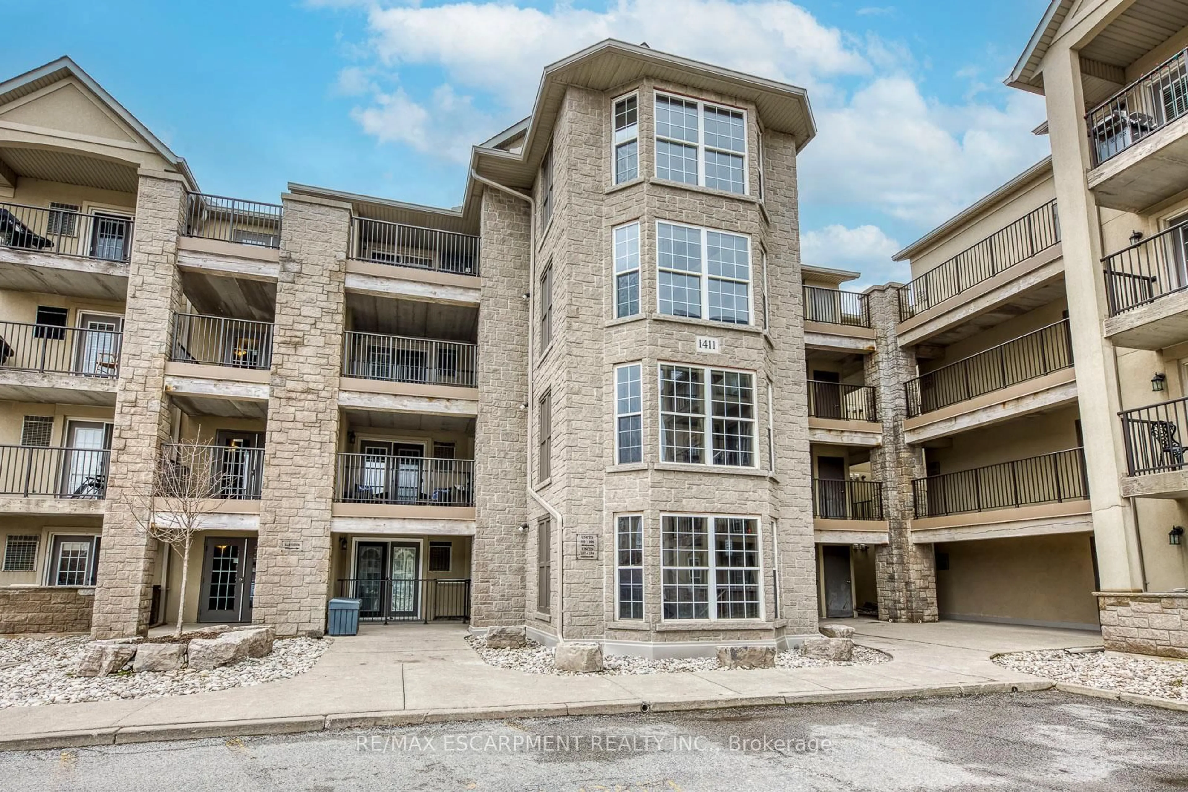 Unknown for 1411 Walkers Line #302, Burlington Ontario L7M 4P5