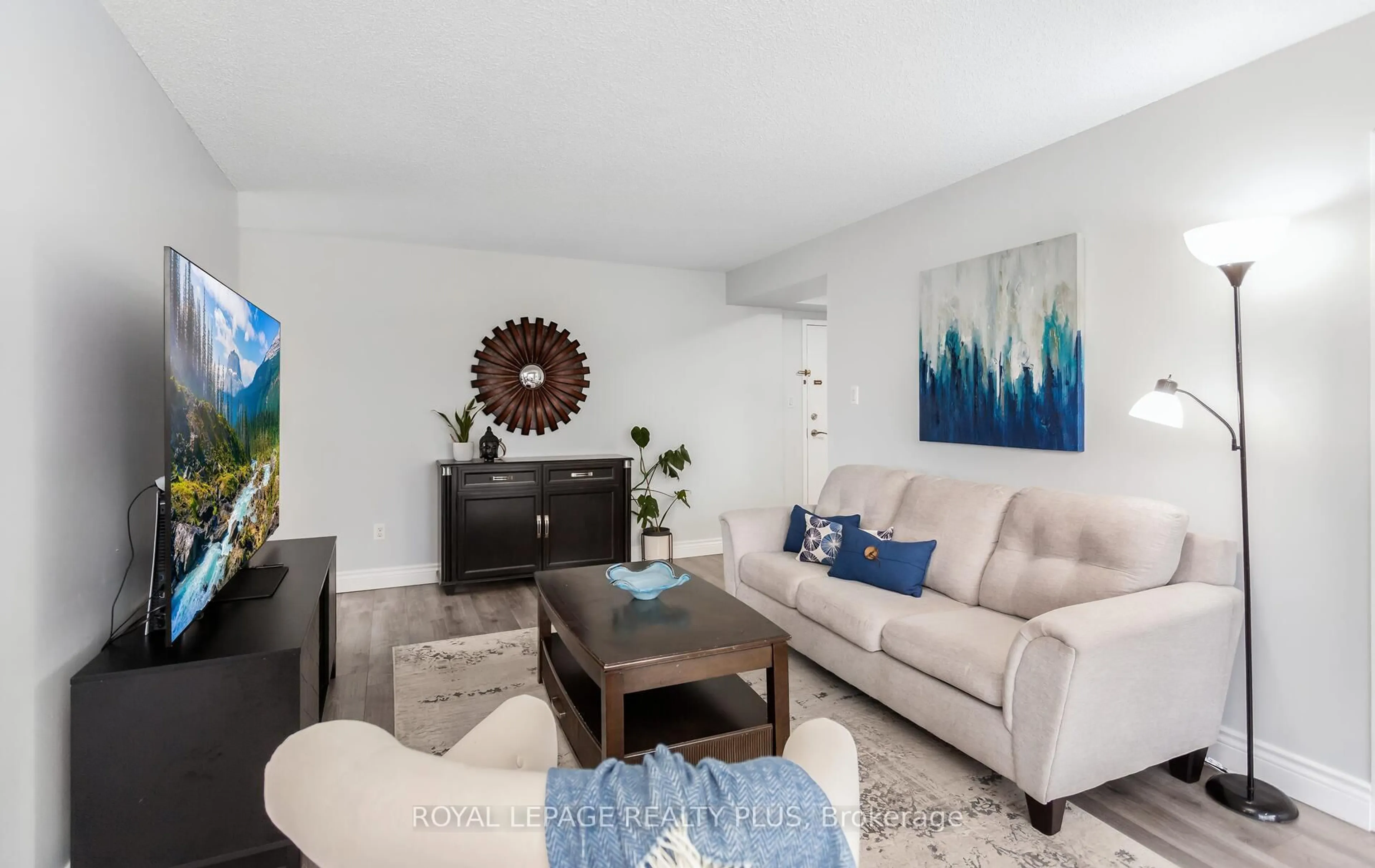 Living room with furniture, unknown for 5 Lisa St #509, Brampton Ontario L6T 4T4