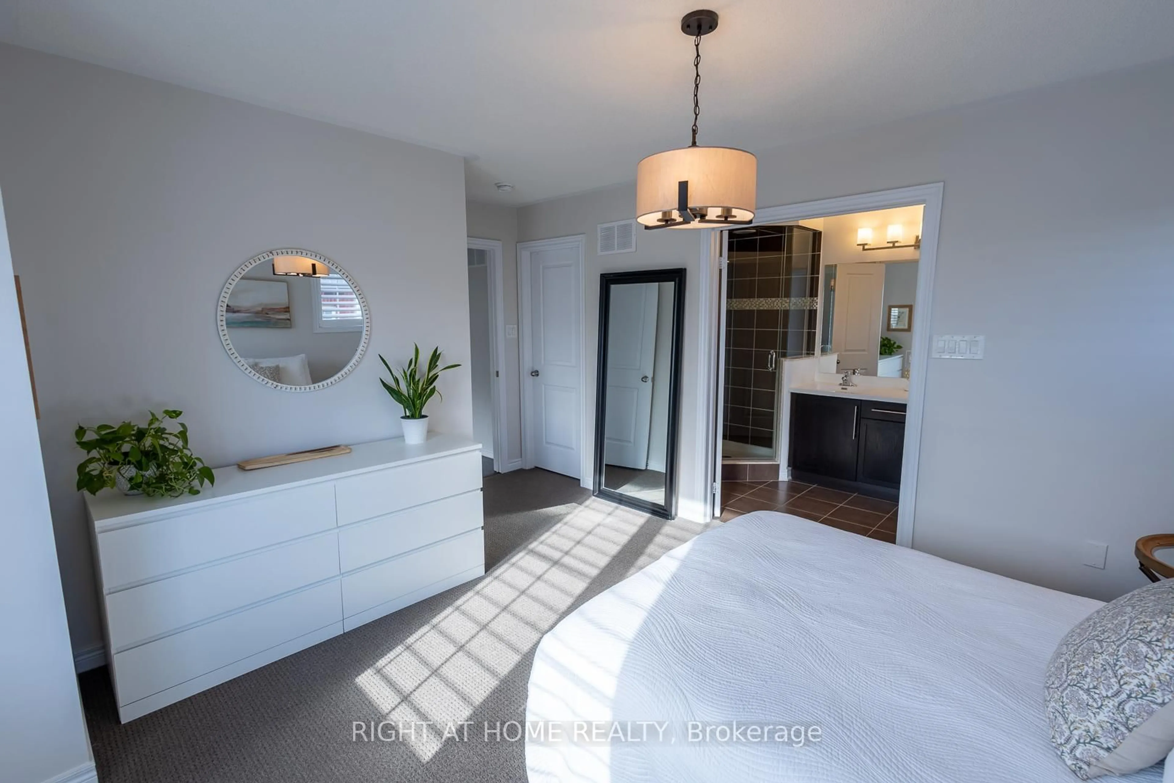 Contemporary bathroom, ceramic/tile floor for 25 Rockman Cres, Brampton Ontario L7A 4B4